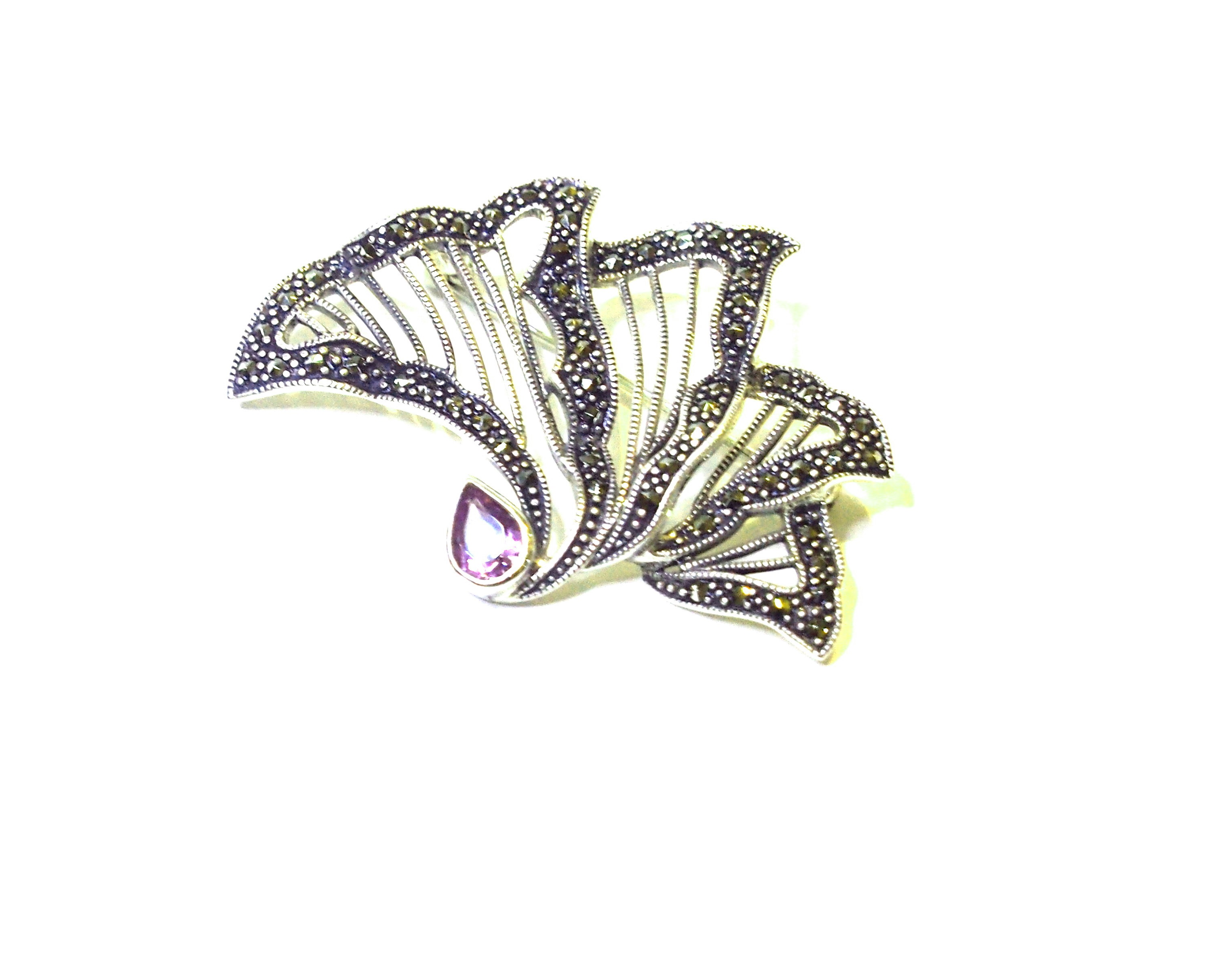 Broche de Plata de Ley con marcasitas y amatista. Ref.: AB-057/02: Catálogo de Antigua Joyeros Broche de Plata de Ley con marcasitas y amatista. Ref.: AB-057/02: Catálogo de Antigua Joyeros