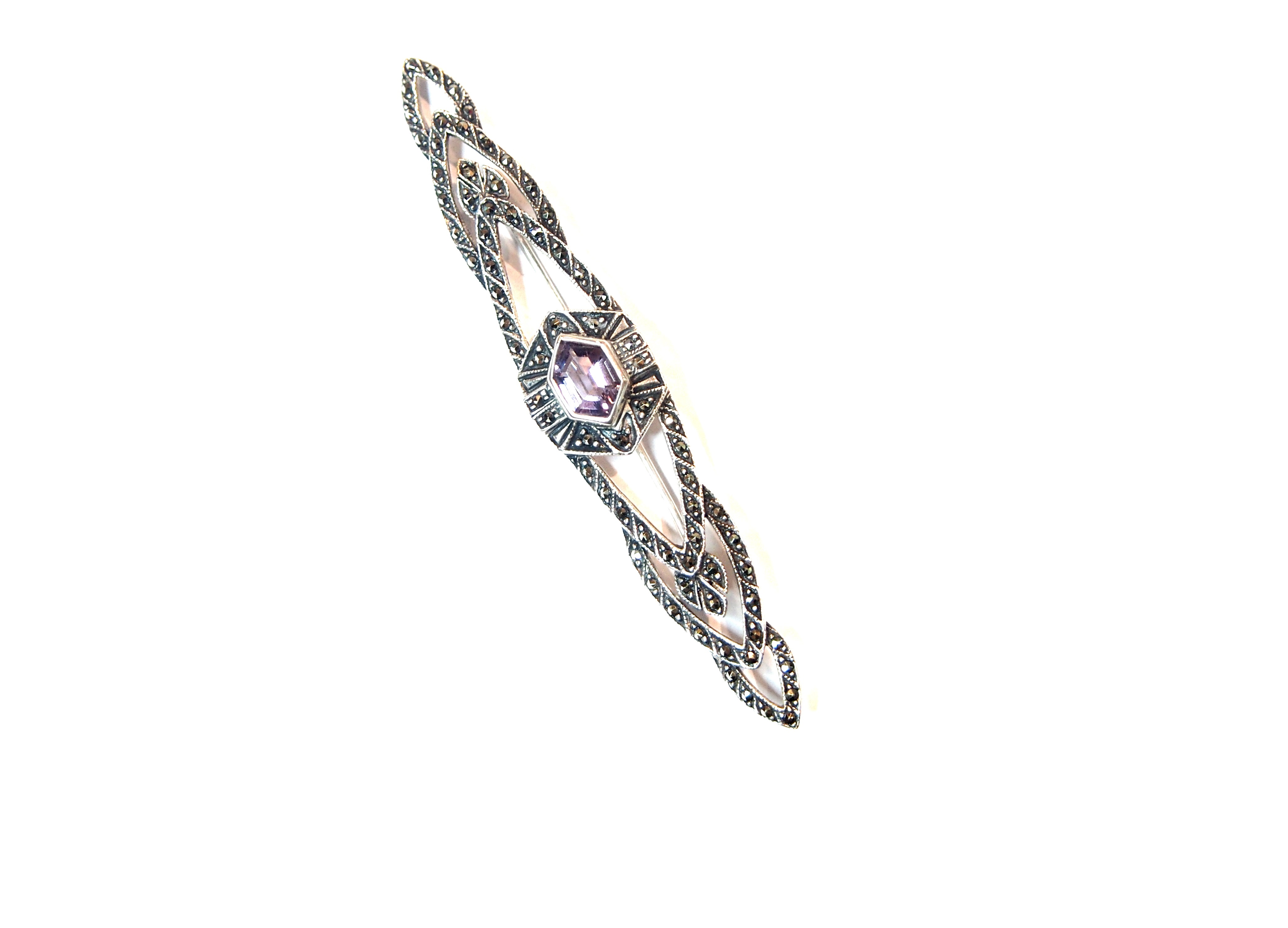 Broche de Plata de Ley, marcasitas y amatista. Ref.: AB3176/02: Catálogo de Antigua Joyeros Broche de Plata de Ley, marcasitas y amatista. Ref.: AB3176/02: Catálogo de Antigua Joyeros