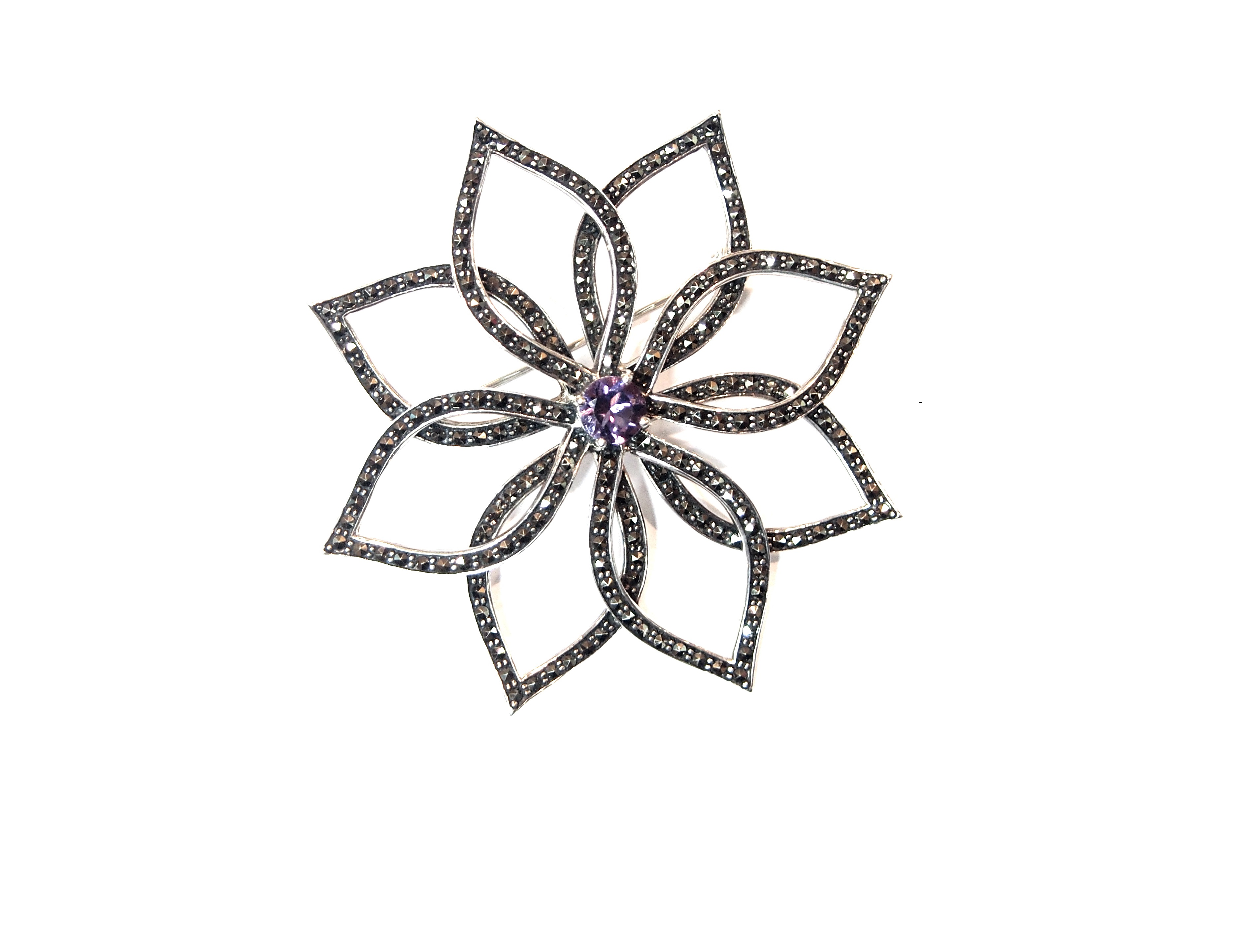 Broche en Plata de Ley, marcasitas y amatista. Ref.: AB-484/02: Catálogo de Antigua Joyeros Broche en Plata de Ley, marcasitas y amatista. Ref.: AB-484/02: Catálogo de Antigua Joyeros