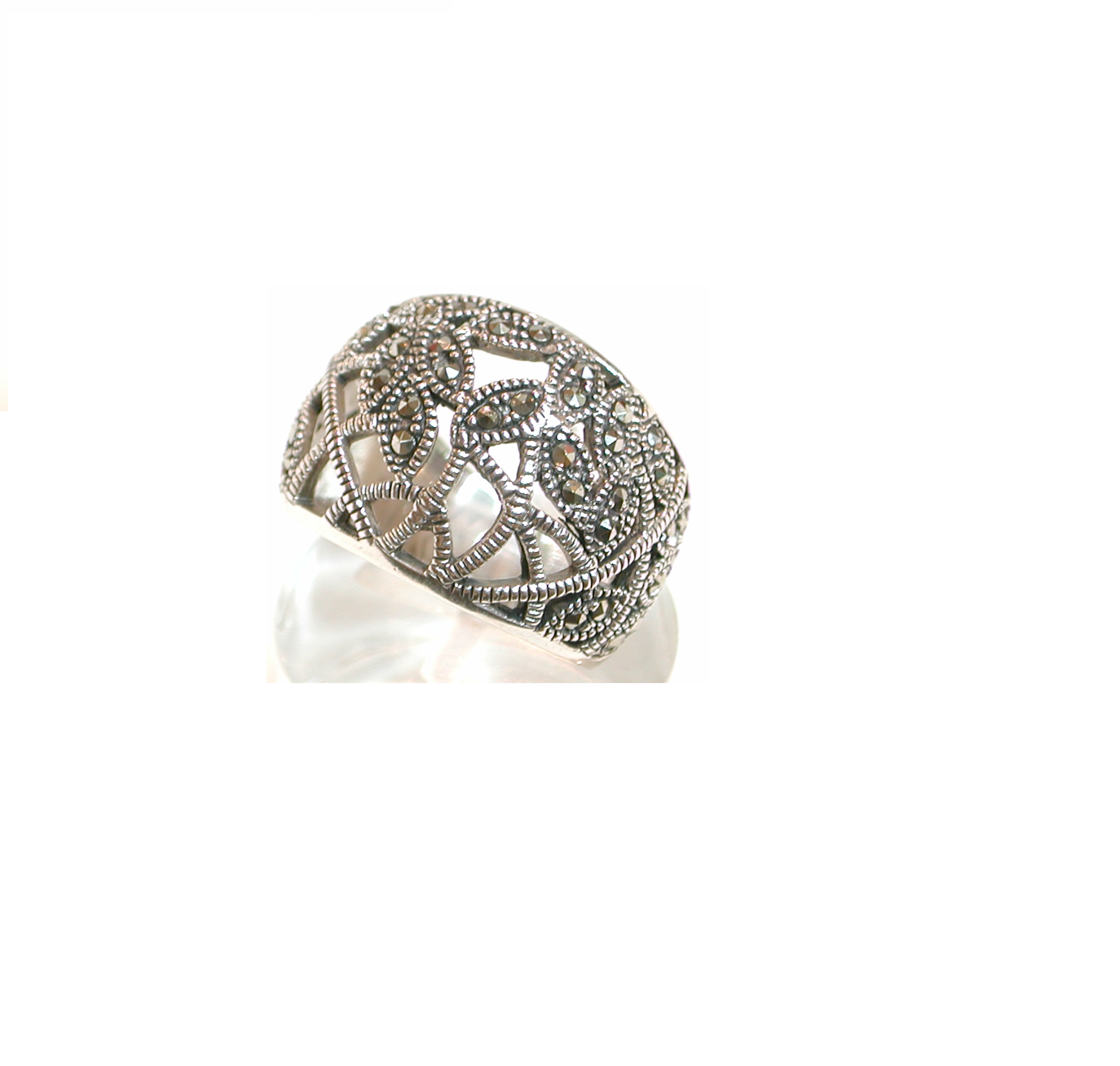 Sortija calada con motivos florales Plata 1º Ley y Marcasitas Ref.MSM009/00: Catálogo de Antigua Joyeros Sortija calada con motivos florales Plata 1º Ley y Marcasitas Ref.MSM009/00: Catálogo de Antigua Joyeros