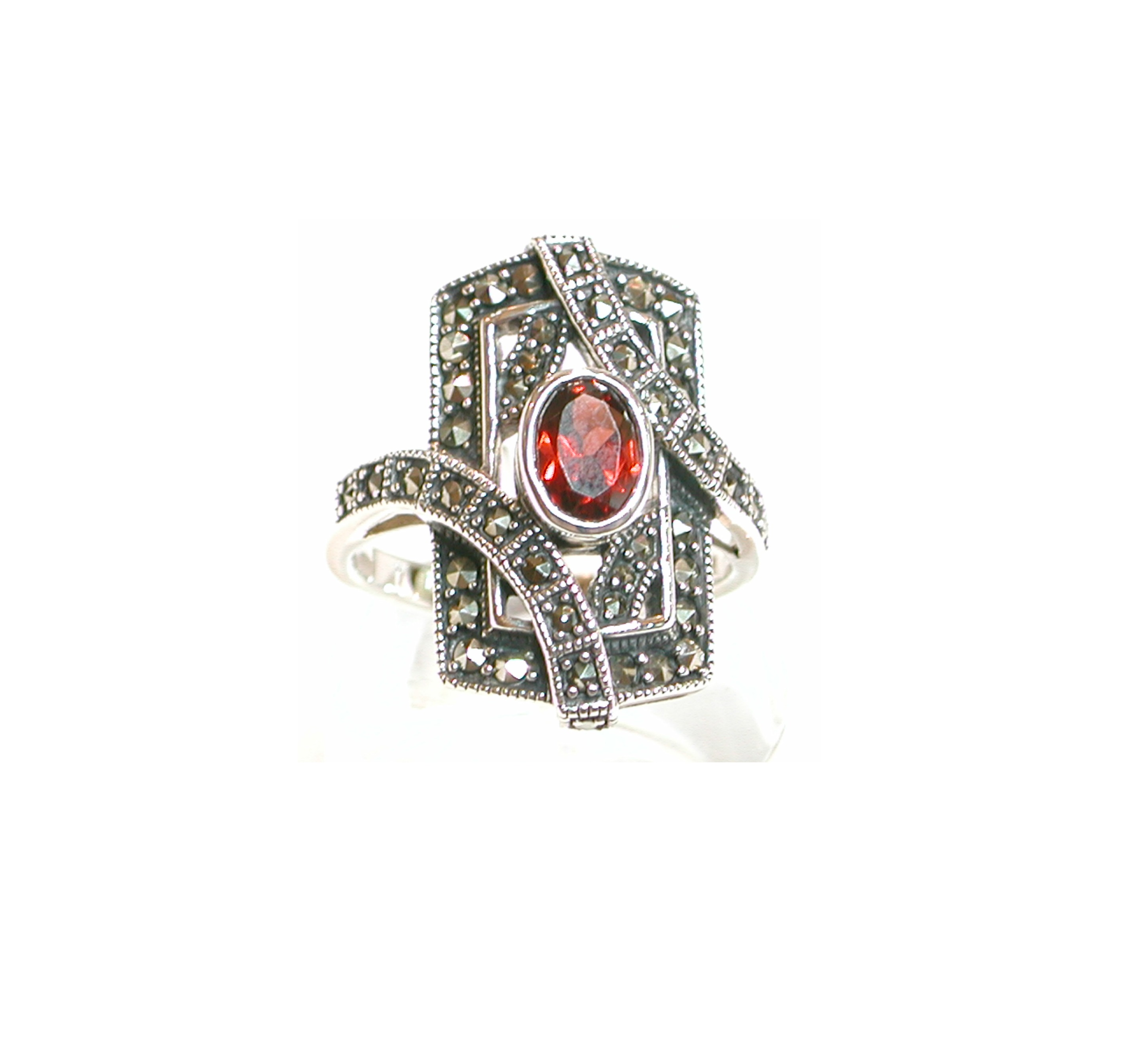 Sortija de Plata de 1ª Ley con Granate. Ref. MS8963/09: Catálogo de Antigua Joyeros Sortija de Plata de 1ª Ley con Granate. Ref. MS8963/09: Catálogo de Antigua Joyeros