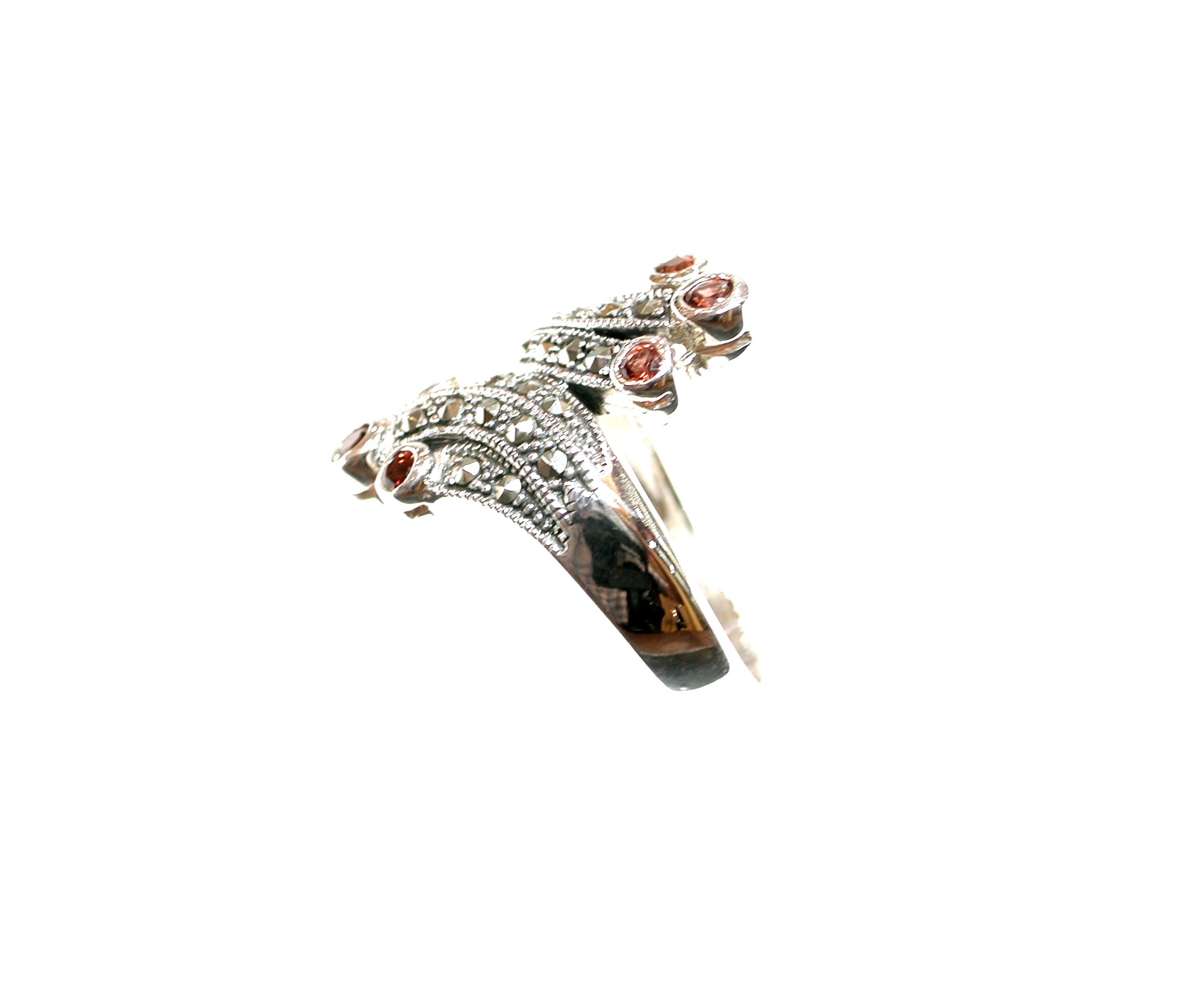 Sortija de Plata simétrica con Granates. Ref. MS8834/09: Catálogo de Antigua Joyeros Sortija de Plata simétrica con Granates. Ref. MS8834/09: Catálogo de Antigua Joyeros