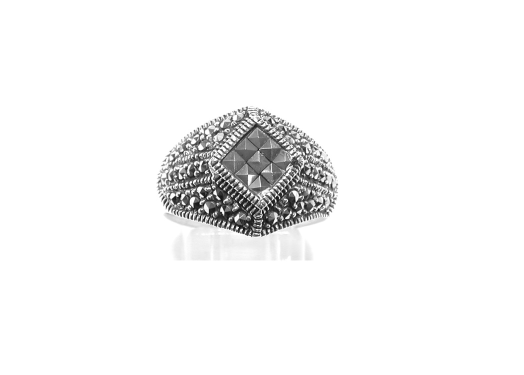 Sortija de Plata de 1ª Ley con Marcasitas ES-571/00: Catálogo de Antigua Joyeros Sortija de Plata de 1ª Ley con Marcasitas ES-571/00: Catálogo de Antigua Joyeros