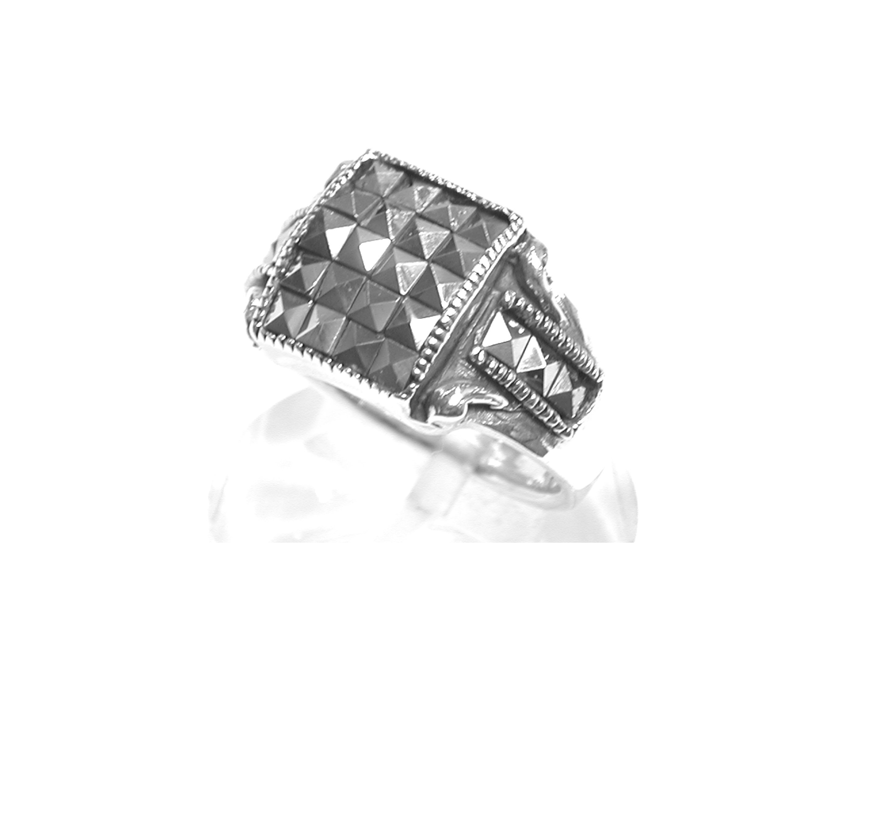 Sortija Forma Cuadrada de Plata de 1ª Ley con Marcasitas.Ref.ES-793/00: Catálogo de Antigua Joyeros Sortija Forma Cuadrada de Plata de 1ª Ley con Marcasitas.Ref.ES-793/00: Catálogo de Antigua Joyeros