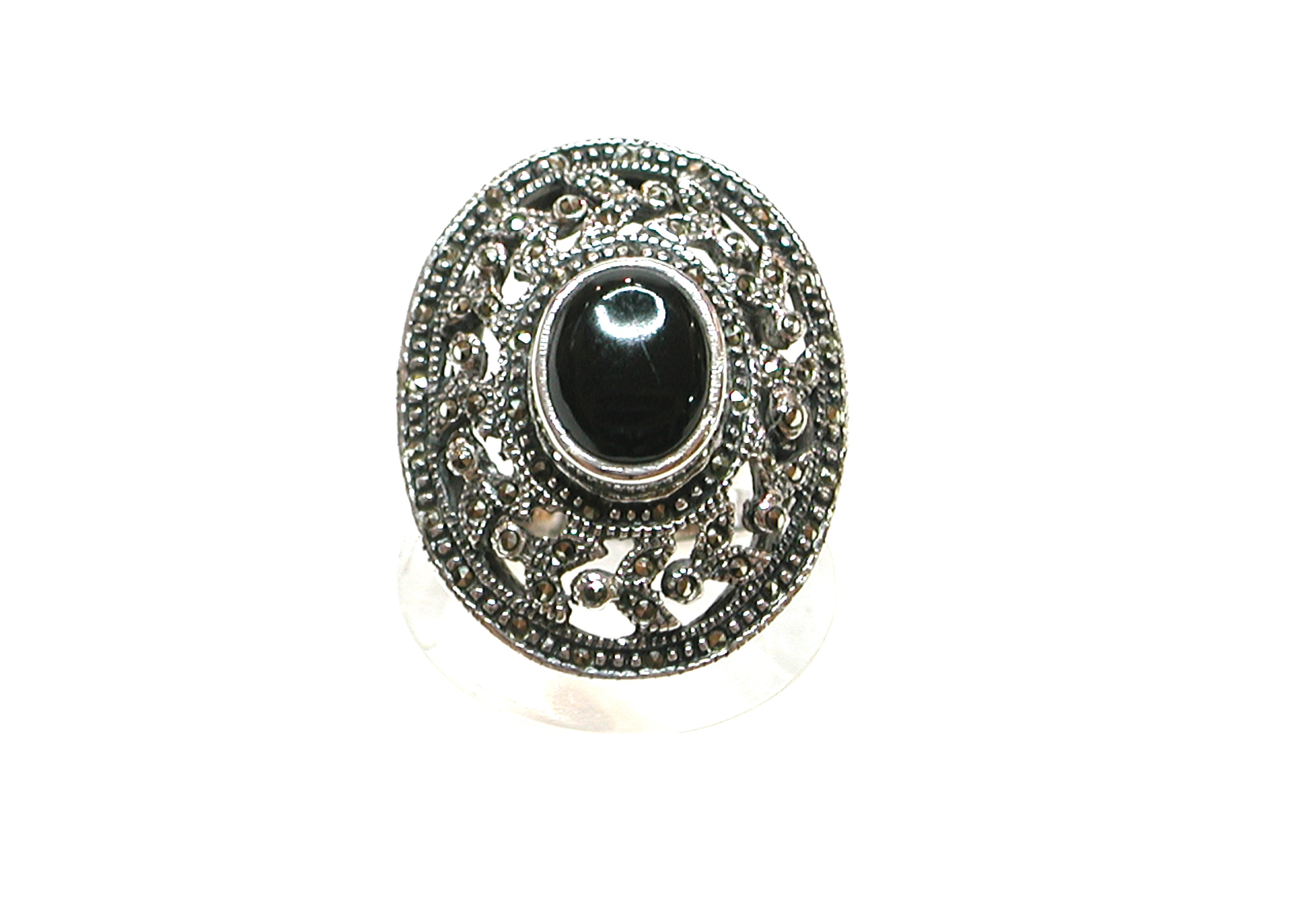 Sortija Oval de Plata de 1º Ley y Ónix Negro. Ref. BS-0855/01: Catálogo de Antigua Joyeros Sortija Oval de Plata de 1º Ley y Ónix Negro. Ref. BS-0855/01: Catálogo de Antigua Joyeros