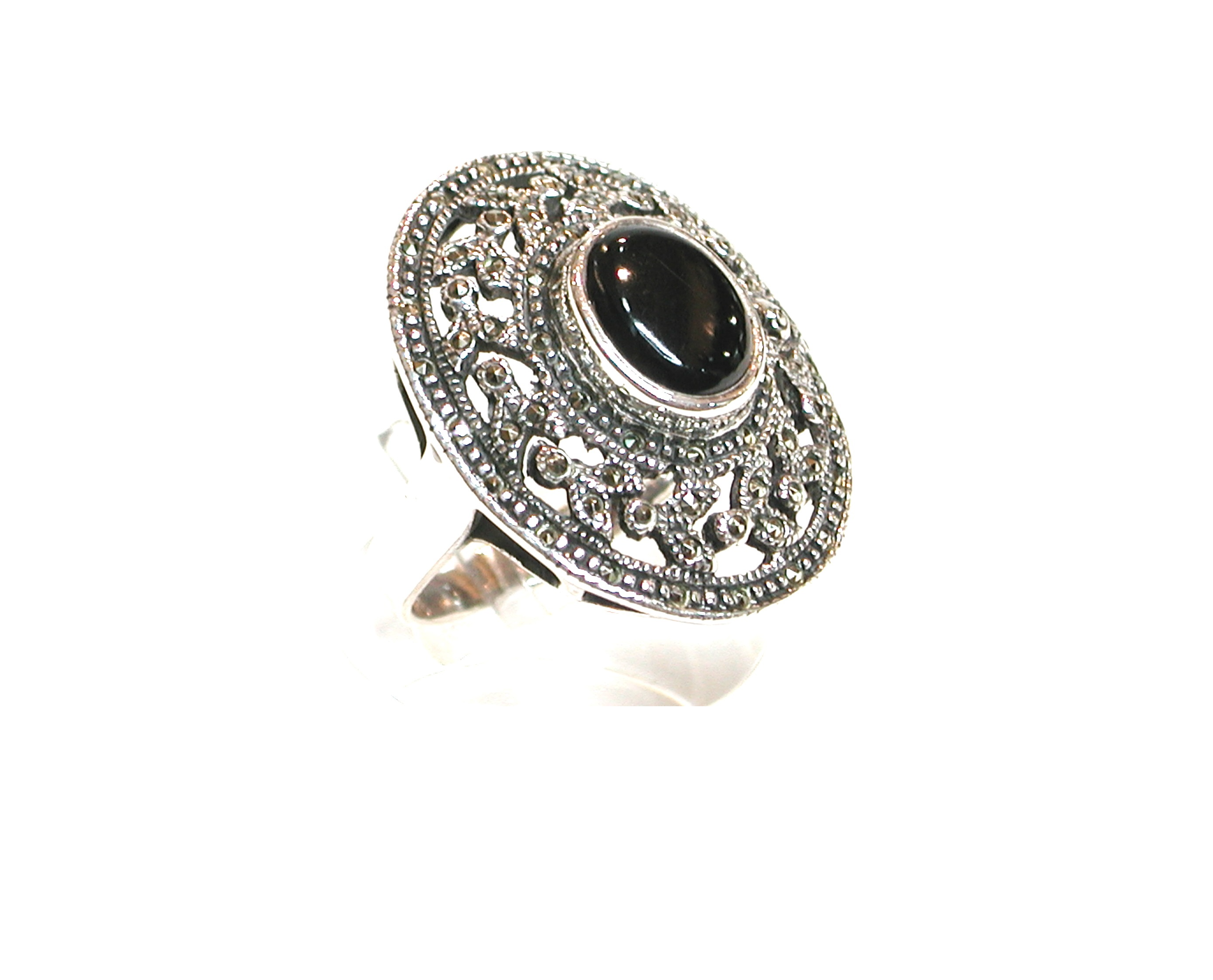 Sortija Oval de Plata de 1º Ley y Ónix Negro. Ref. BS-0855/01: Catálogo de Antigua Joyeros Sortija Oval de Plata de 1º Ley y Ónix Negro. Ref. BS-0855/01: Catálogo de Antigua Joyeros