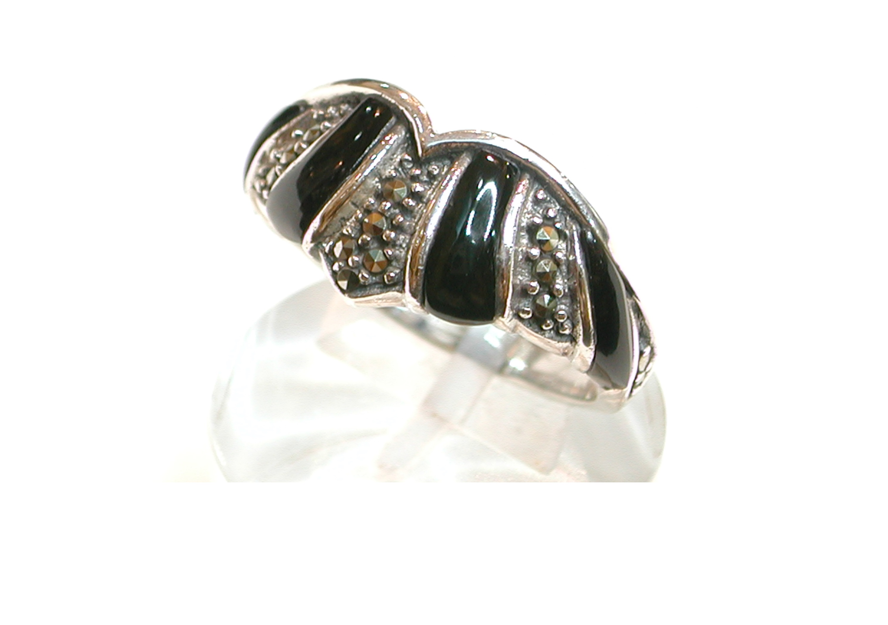 Sortija de Plata de 1ª Ley con marcasitas y ónix. Ref-MS6359/01: Catálogo de Antigua Joyeros Sortija de Plata de 1ª Ley con marcasitas y ónix. Ref-MS6359/01: Catálogo de Antigua Joyeros
