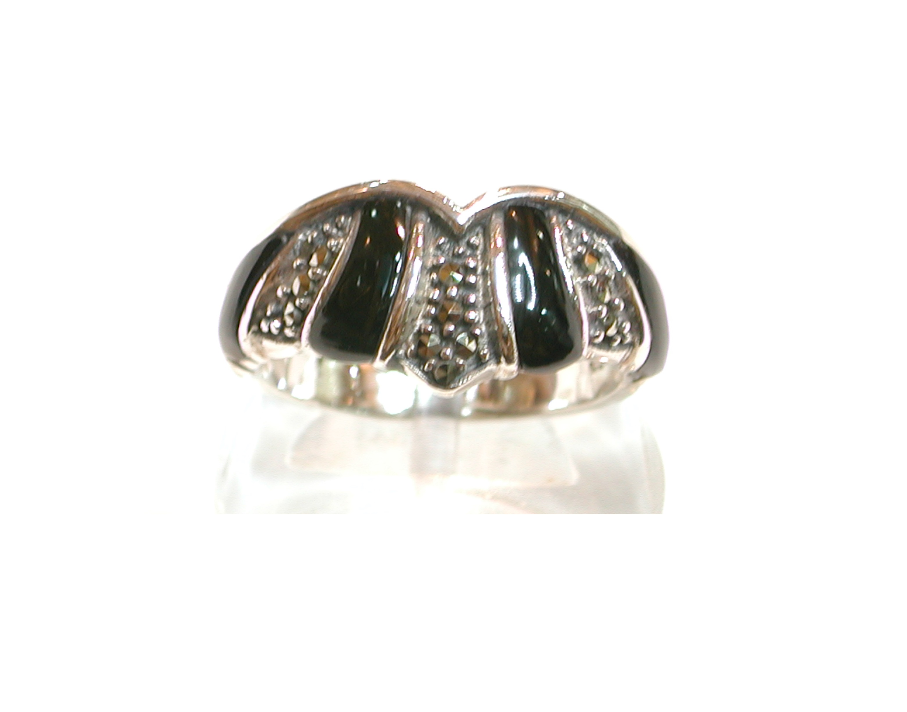Sortija de Plata de 1ª Ley con marcasitas y ónix. Ref-MS6359/01: Catálogo de Antigua Joyeros Sortija de Plata de 1ª Ley con marcasitas y ónix. Ref-MS6359/01: Catálogo de Antigua Joyeros