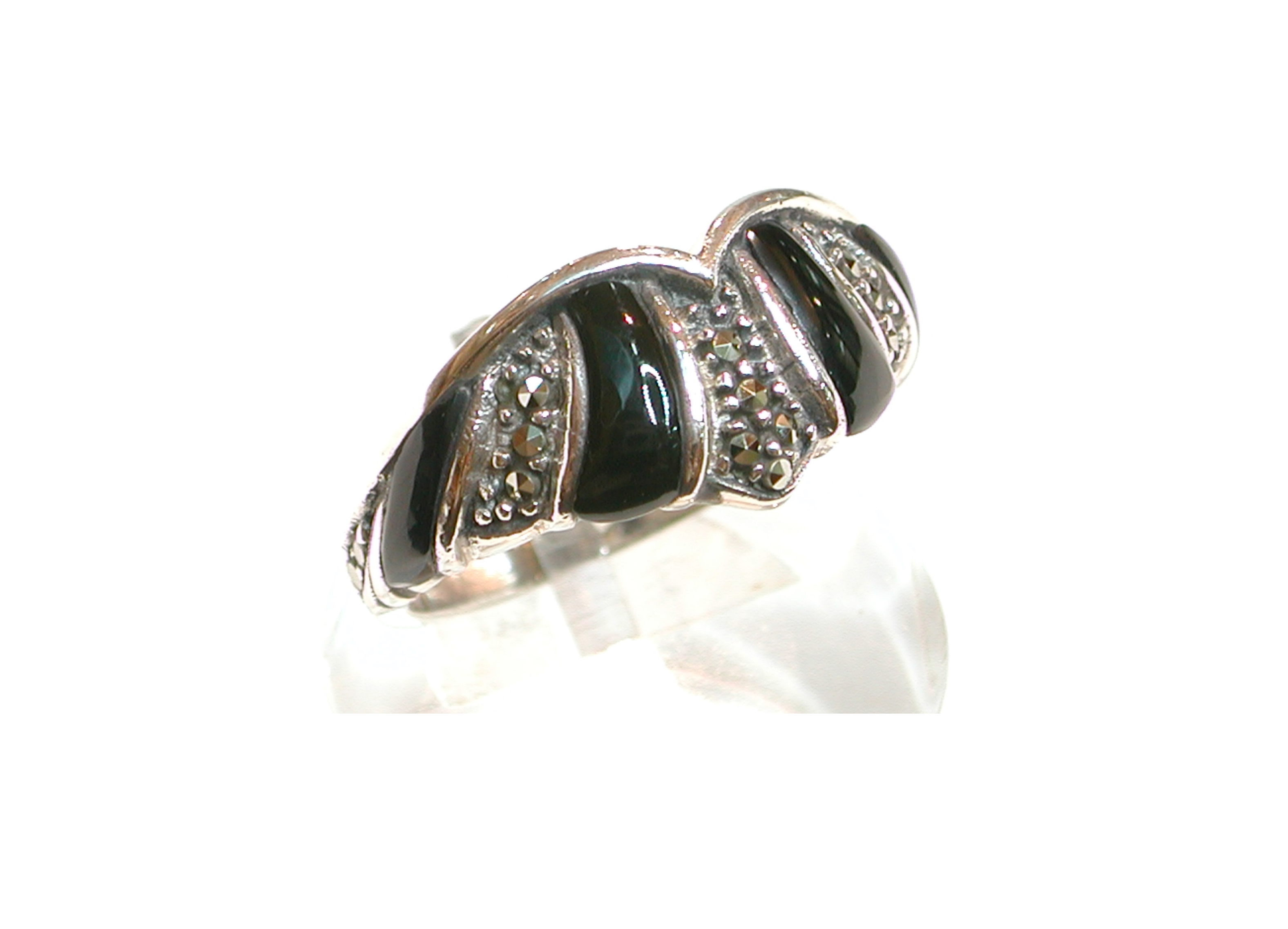 Sortija de Plata de 1ª Ley con marcasitas y ónix. Ref-MS6359/01: Catálogo de Antigua Joyeros Sortija de Plata de 1ª Ley con marcasitas y ónix. Ref-MS6359/01: Catálogo de Antigua Joyeros
