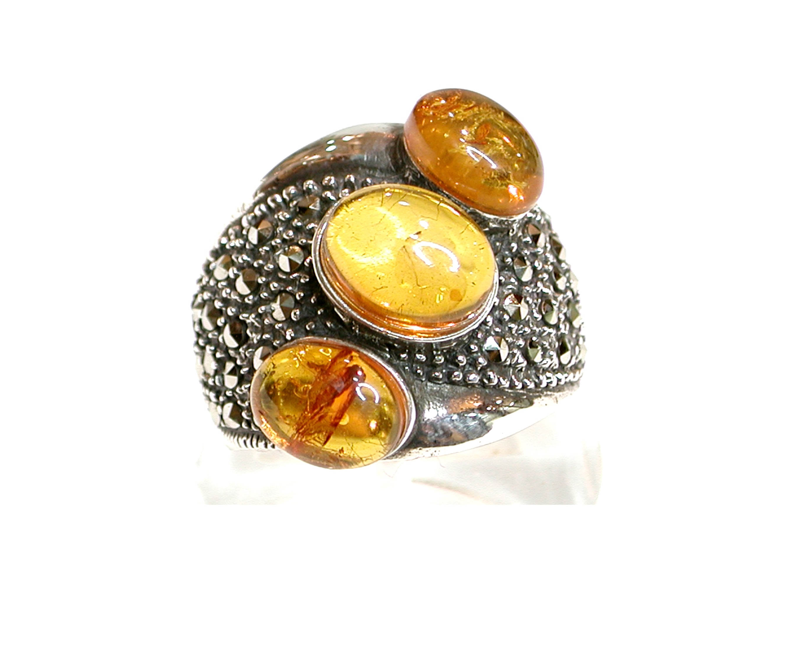 Sortija en Plata de 1ª Ley, ámbar y marcasitas. Ref. MS-564/24: Catálogo de Antigua Joyeros Sortija en Plata de 1ª Ley, ámbar y marcasitas. Ref. MS-564/24: Catálogo de Antigua Joyeros