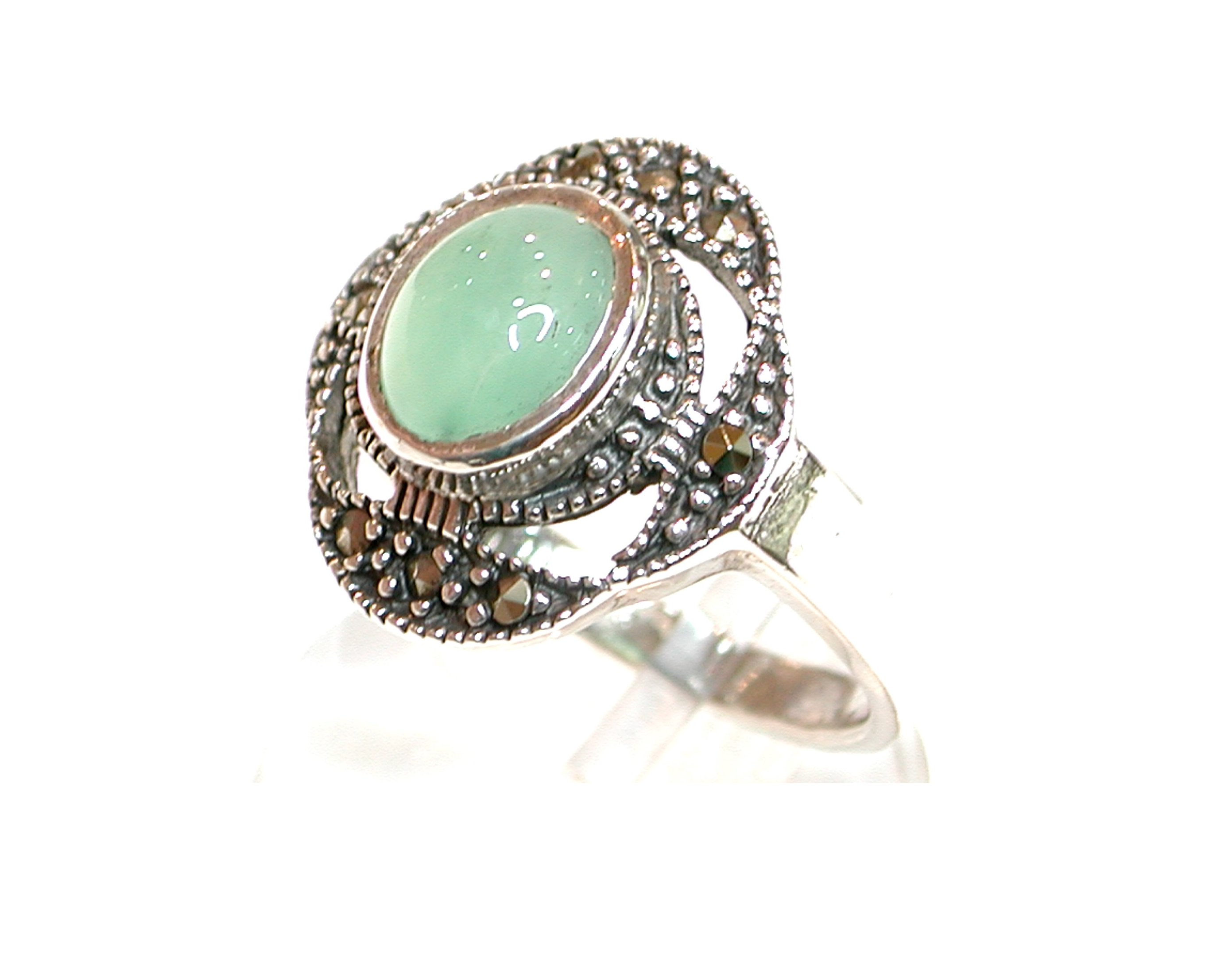 Sortija de Plata de 1ª Ley, jade australiano y marcasitas. Ref. MS4434/69: Catálogo de Antigua Joyeros Sortija de Plata de 1ª Ley, jade australiano y marcasitas. Ref. MS4434/69: Catálogo de Antigua Joyeros