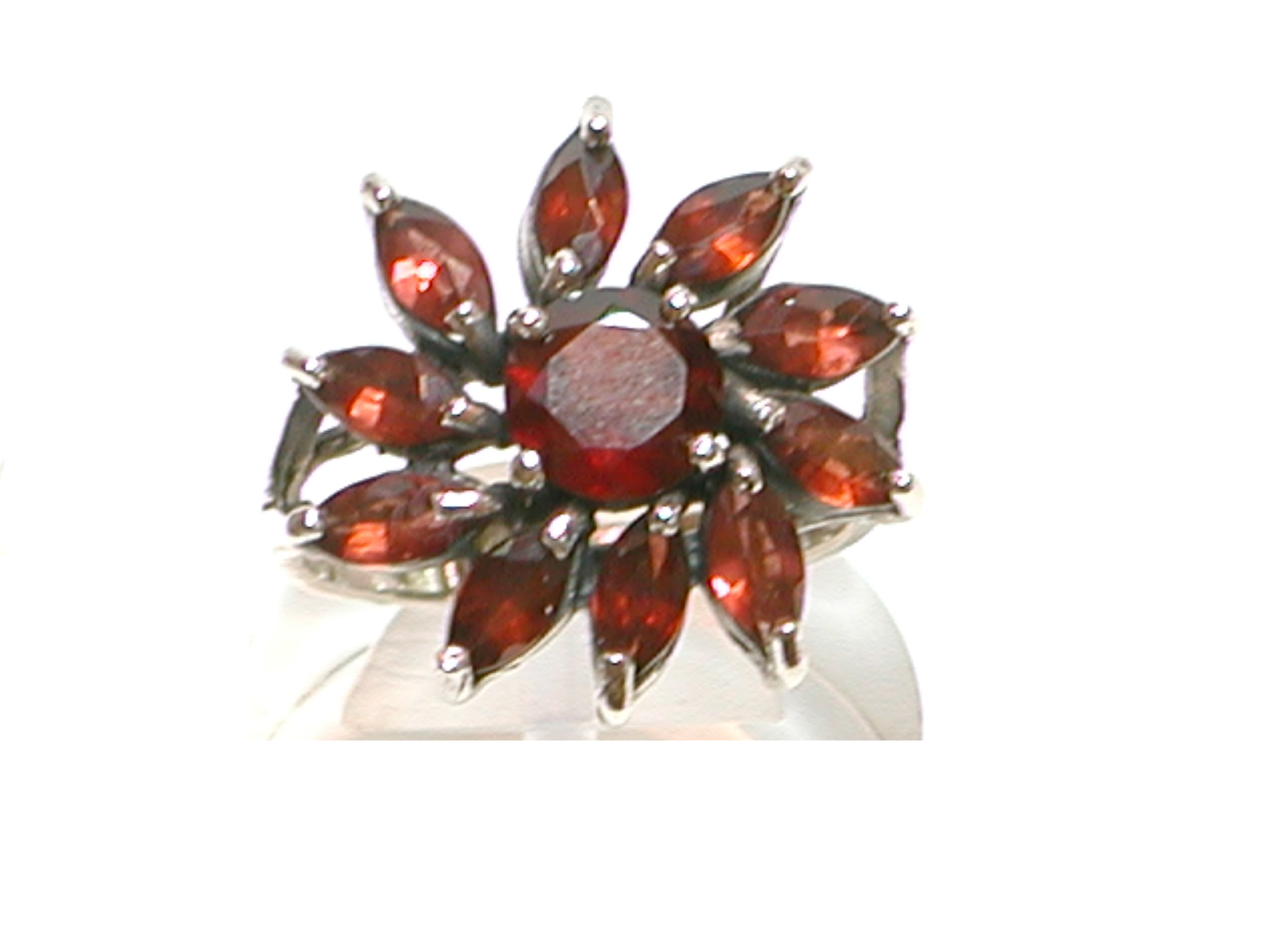 Sortija con Plata de 1ª Ley y granates. Ref. PS-088/09: Catálogo de Antigua Joyeros Sortija con Plata de 1ª Ley y granates. Ref. PS-088/09: Catálogo de Antigua Joyeros