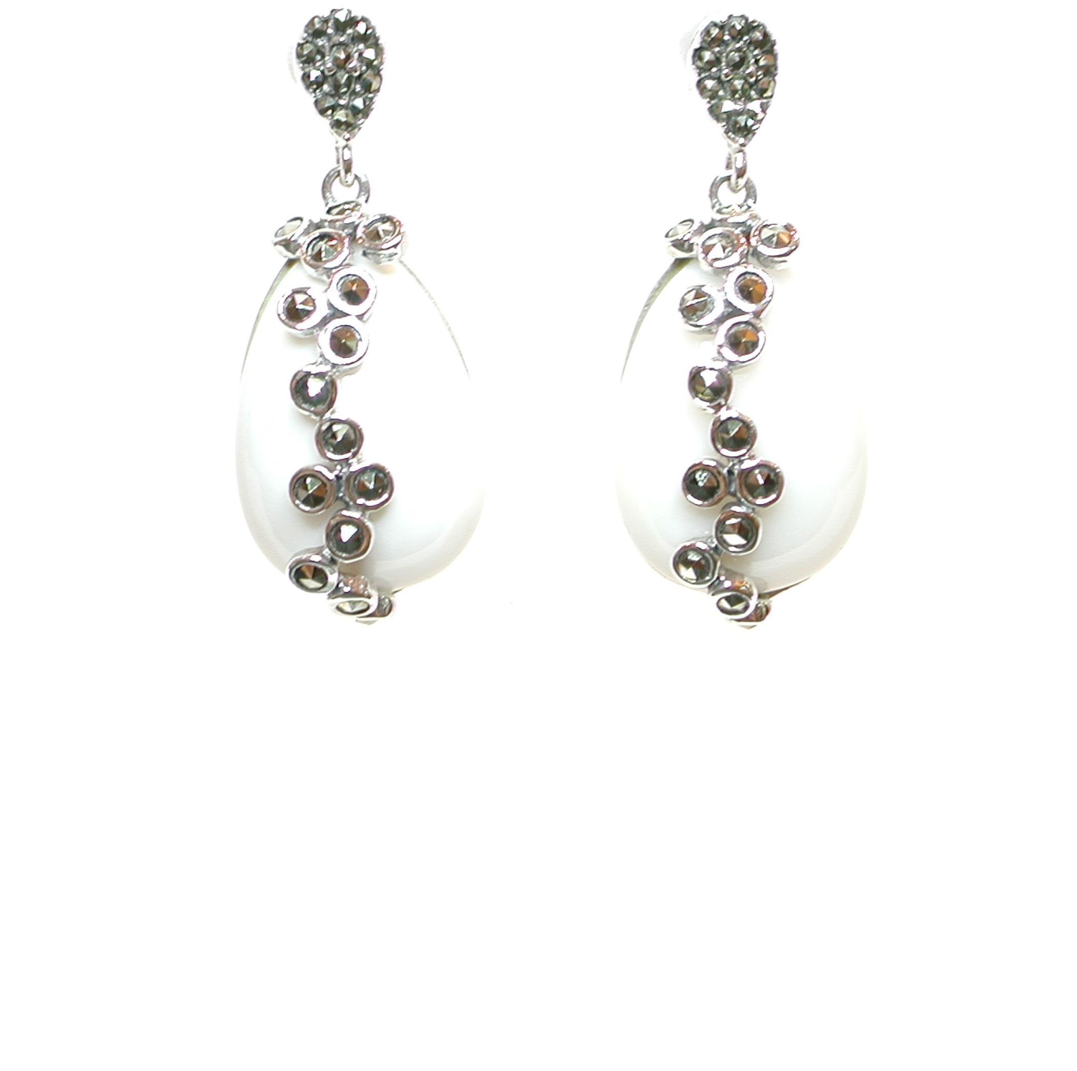 Pendientes de Plata de 1ª Ley, Ágata blanca y Marcasitas. Ref. AP1260/33: Catálogo de Antigua Joyeros Pendientes de Plata de 1ª Ley, Ágata blanca y Marcasitas. Ref. AP1260/33: Catálogo de Antigua Joyeros
