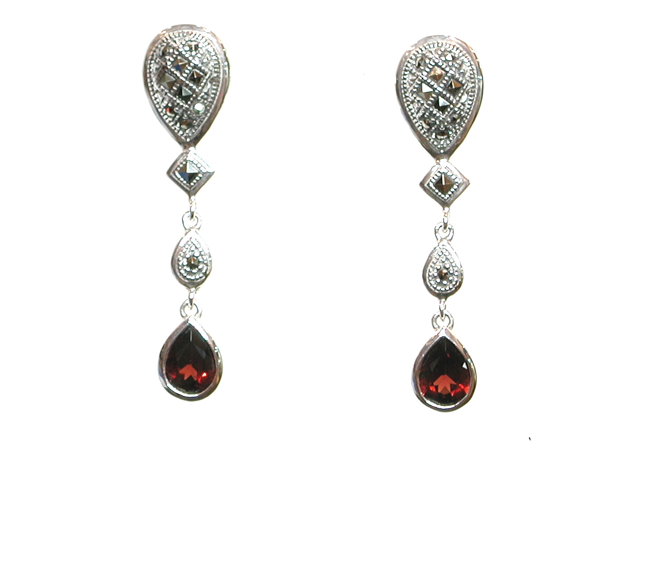 Pendientes de Plata de 1ª Ley, Granates y Marcasitas. Ref. AP-832/09: Catálogo de Antigua Joyeros Pendientes de Plata de 1ª Ley, Granates y Marcasitas. Ref. AP-832/09: Catálogo de Antigua Joyeros