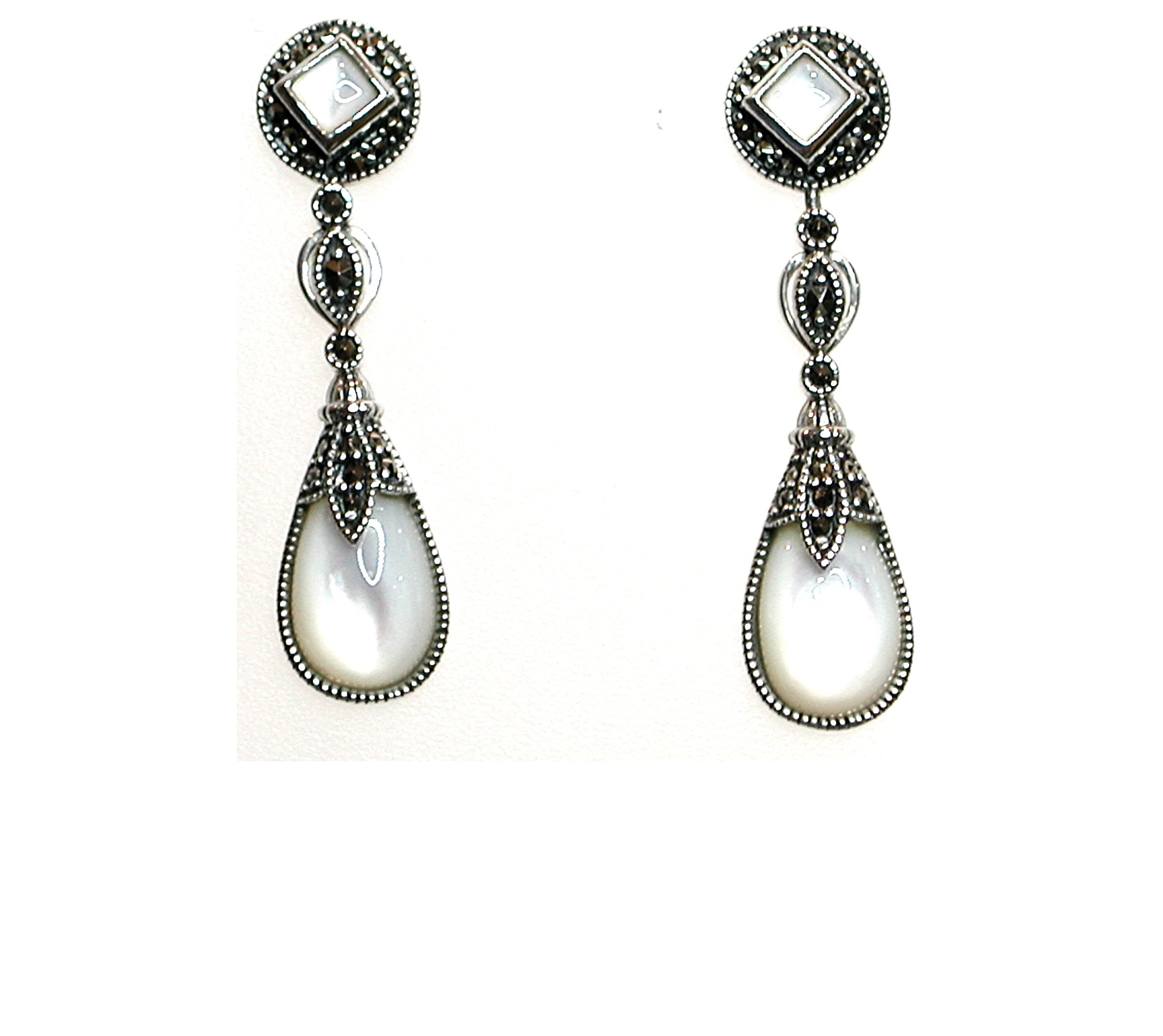 Pendientes de Plata de 1ª Ley con marcasitas y nacas. Ref: AP-469/07: Catálogo de Antigua Joyeros Pendientes de Plata de 1ª Ley con marcasitas y nacas. Ref: AP-469/07: Catálogo de Antigua Joyeros