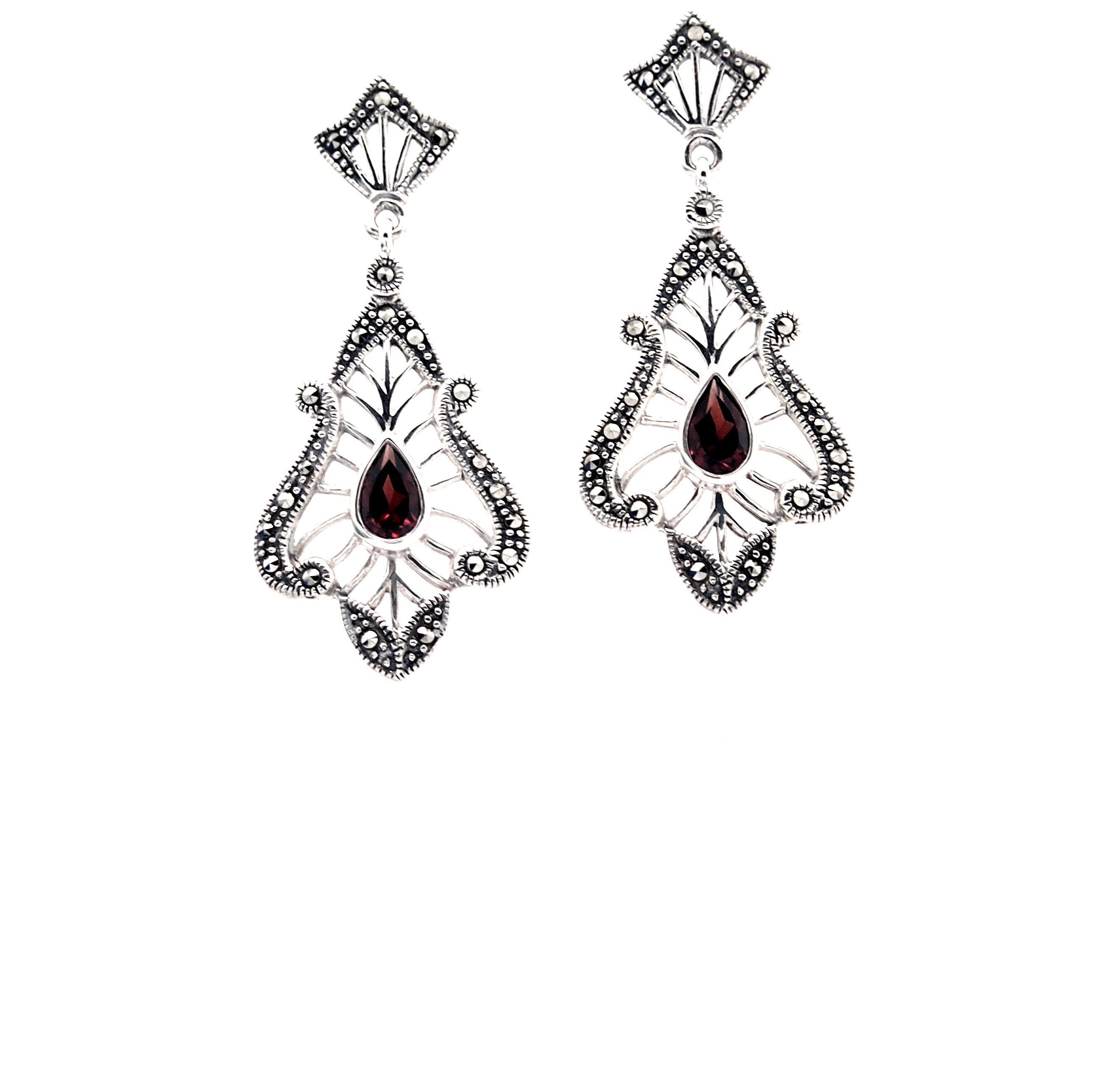 Pendientes de Plata de 1ª Ley, Granate y Marcasitas. Ref. AP-289/09: Catálogo de Antigua Joyeros Pendientes de Plata de 1ª Ley, Granate y Marcasitas. Ref. AP-289/09: Catálogo de Antigua Joyeros