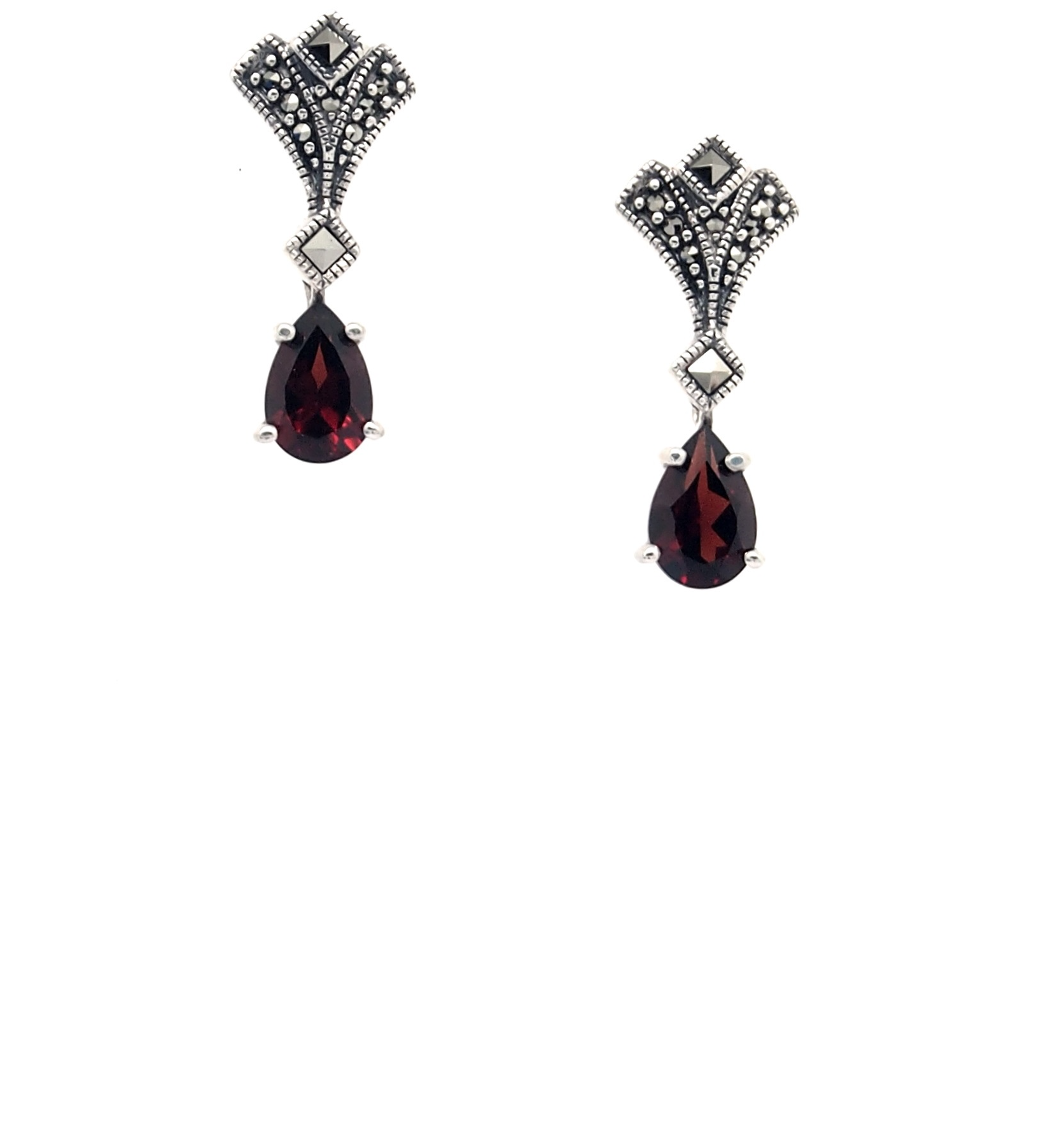 Pendientes de Plata de 1ª Ley, Granates y Marcasitas. Ref. AP-598/09: Catálogo de Antigua Joyeros Pendientes de Plata de 1ª Ley, Granates y Marcasitas. Ref. AP-598/09: Catálogo de Antigua Joyeros