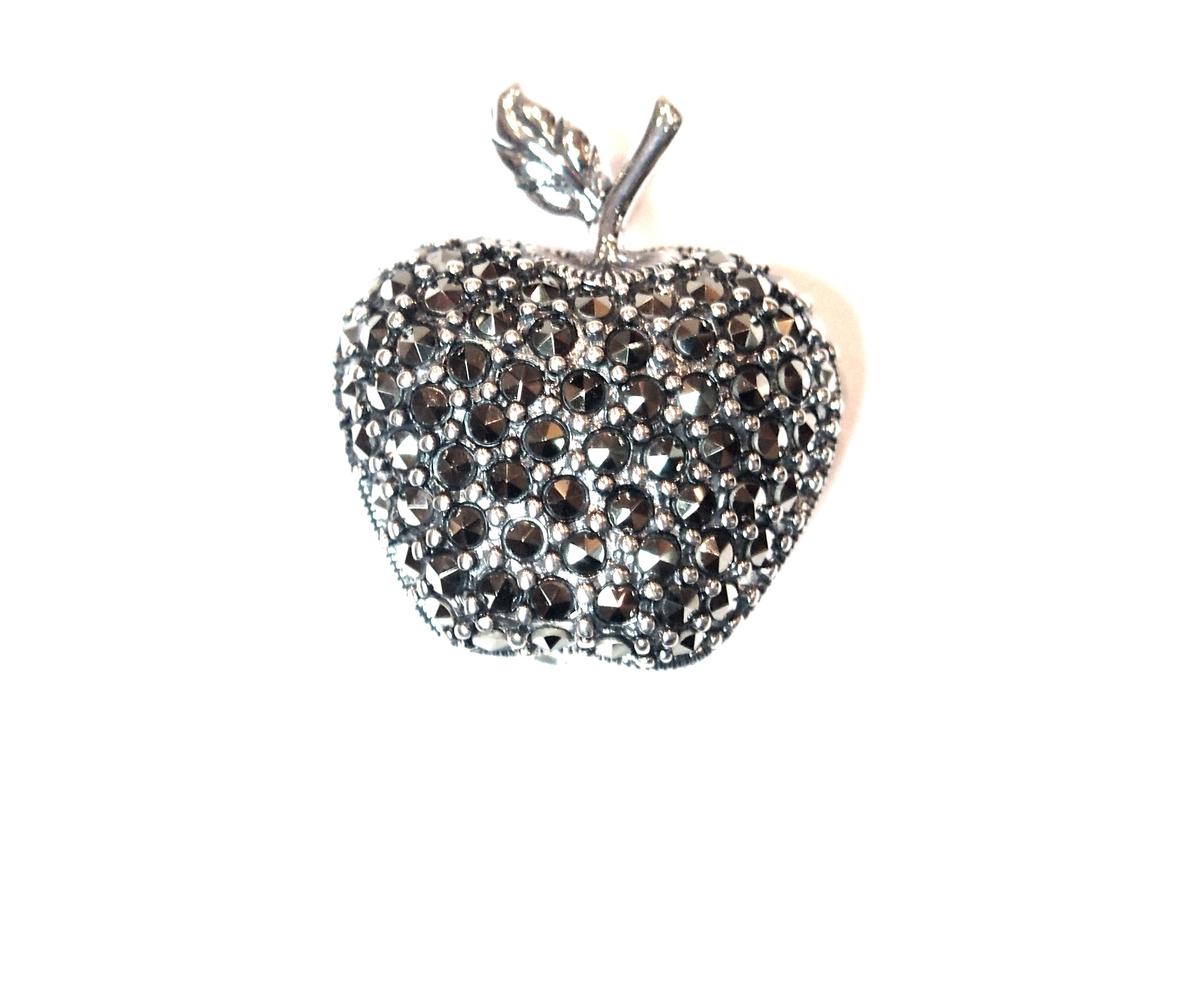 Broche Plata de 1º ley con forma de manzana y marcasitas AB-341/00: Catálogo de Antigua Joyeros Broche Plata de 1º ley con forma de manzana y marcasitas AB-341/00: Catálogo de Antigua Joyeros