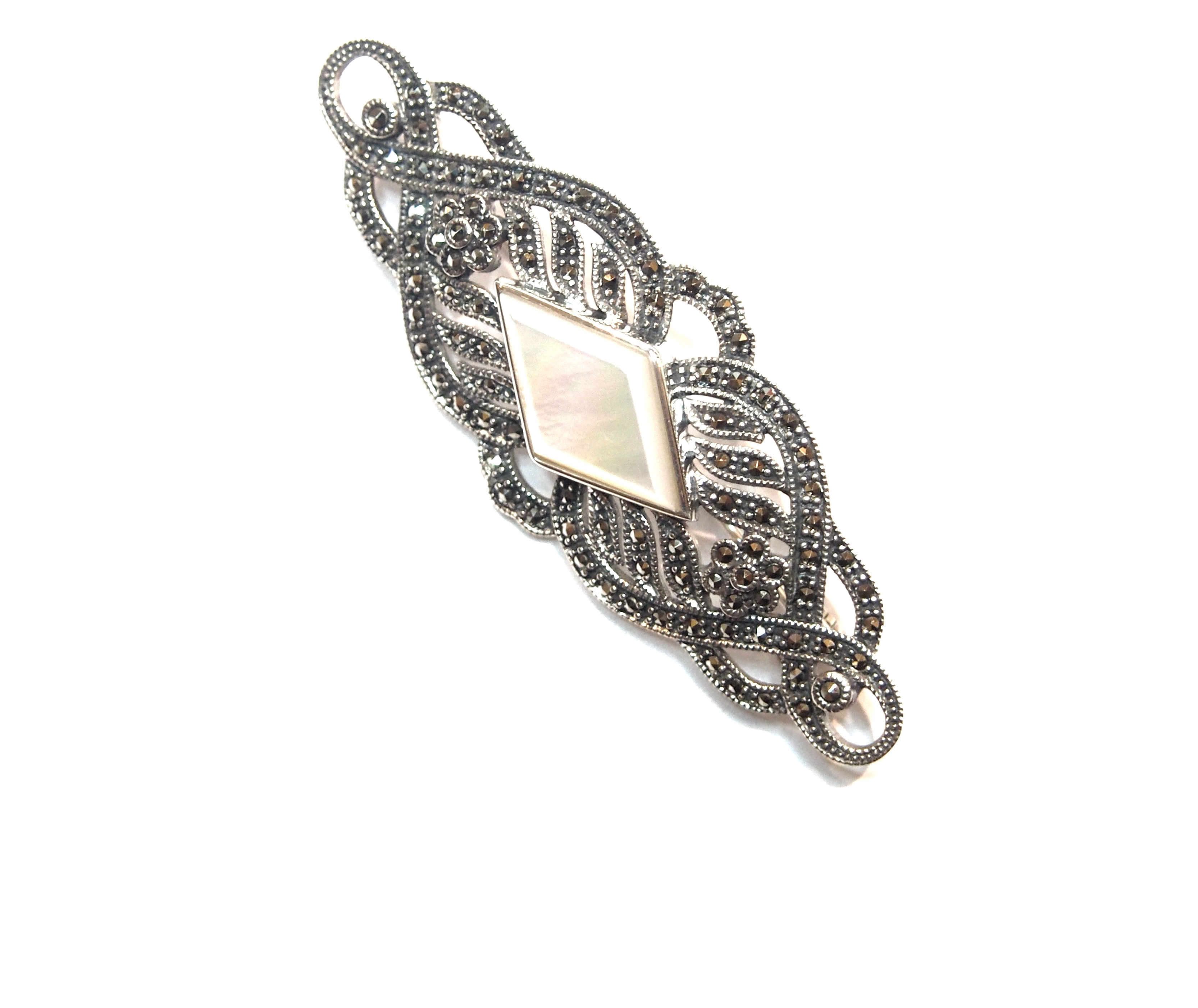 Broche Plata de 1º ley con formas florales , marcasitas y Nácar AB3243/07: Catálogo de Antigua Joyeros Broche Plata de 1º ley con formas florales , marcasitas y Nácar AB3243/07: Catálogo de Antigua Joyeros