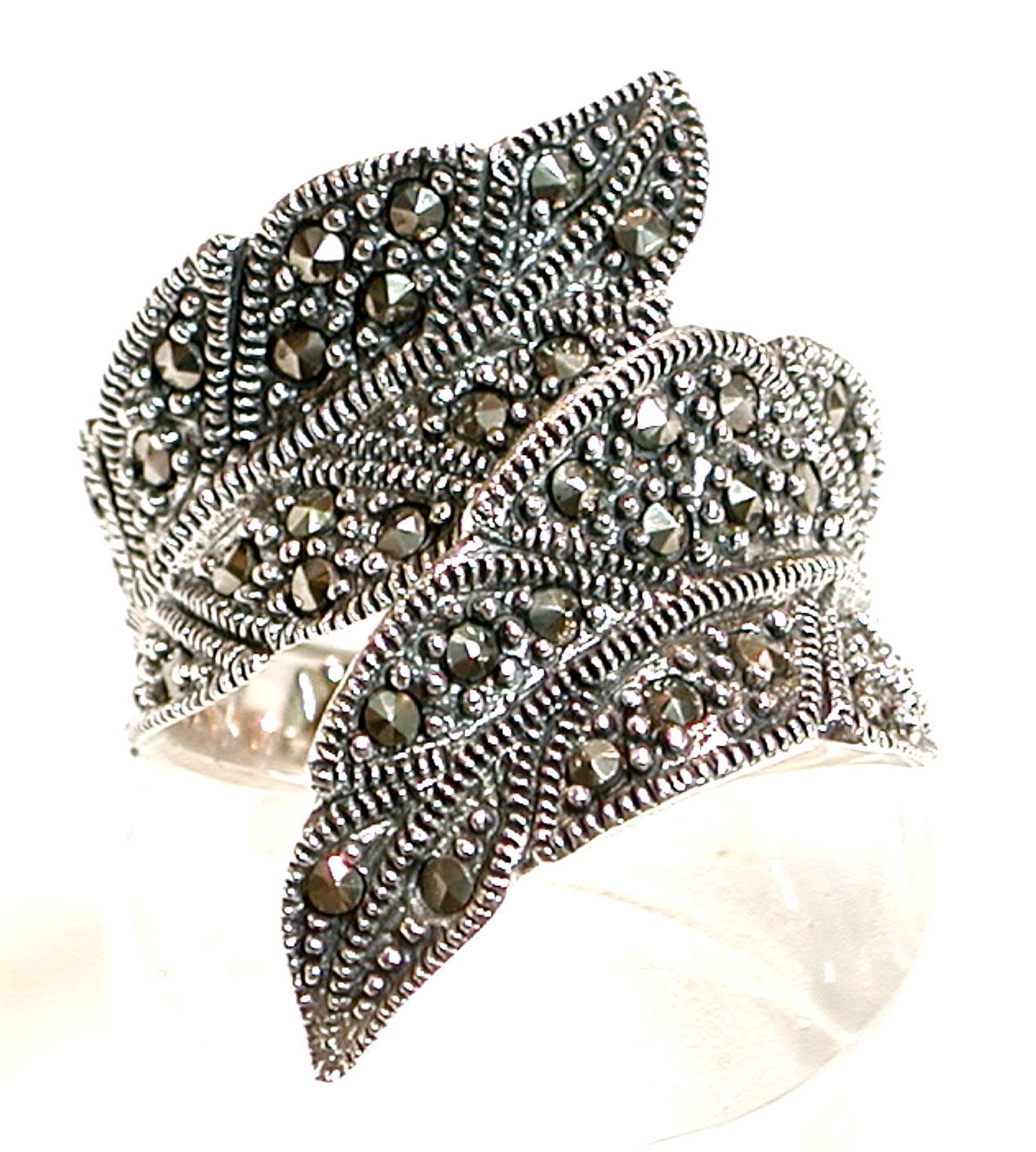 Sortija con motivos florales de Plata de 1ª Ley con Marcasitas MS-9301/00: Catálogo de Antigua Joyeros Sortija con motivos florales de Plata de 1ª Ley con Marcasitas MS-9301/00: Catálogo de Antigua Joyeros