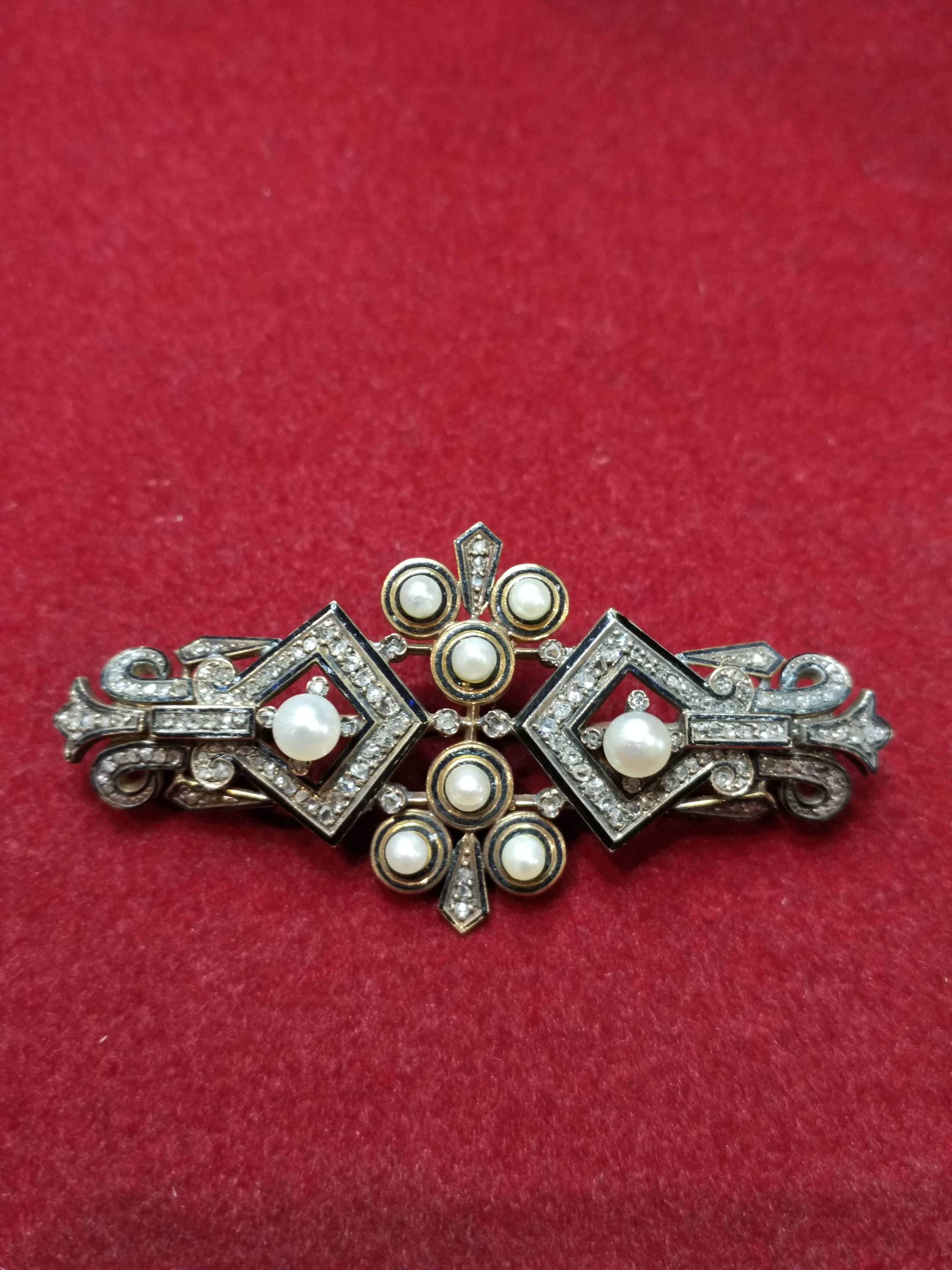 Broche de oro de 18k esmalte, diamantes y perlas.Ref. A-1606: Catálogo de Antigua Joyeros Broche de oro de 18k esmalte, diamantes y perlas.Ref. A-1606: Catálogo de Antigua Joyeros