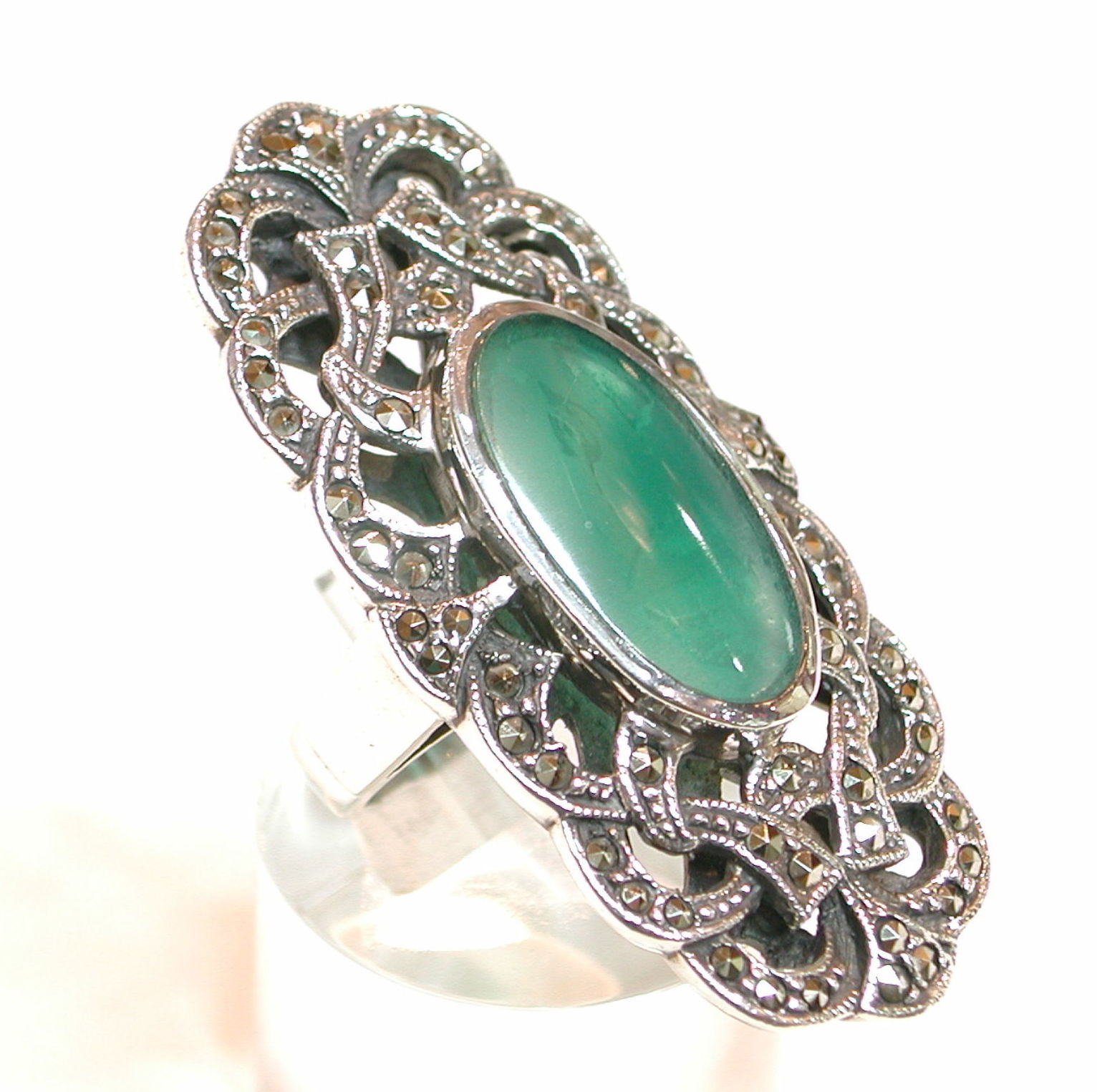Sortija Ovalada y Calada Plata 1º Ley y aventurina Verde Ref. GS-336/04: Catálogo de Antigua Joyeros Sortija Ovalada y Calada Plata 1º Ley y aventurina Verde Ref. GS-336/04: Catálogo de Antigua Joyeros