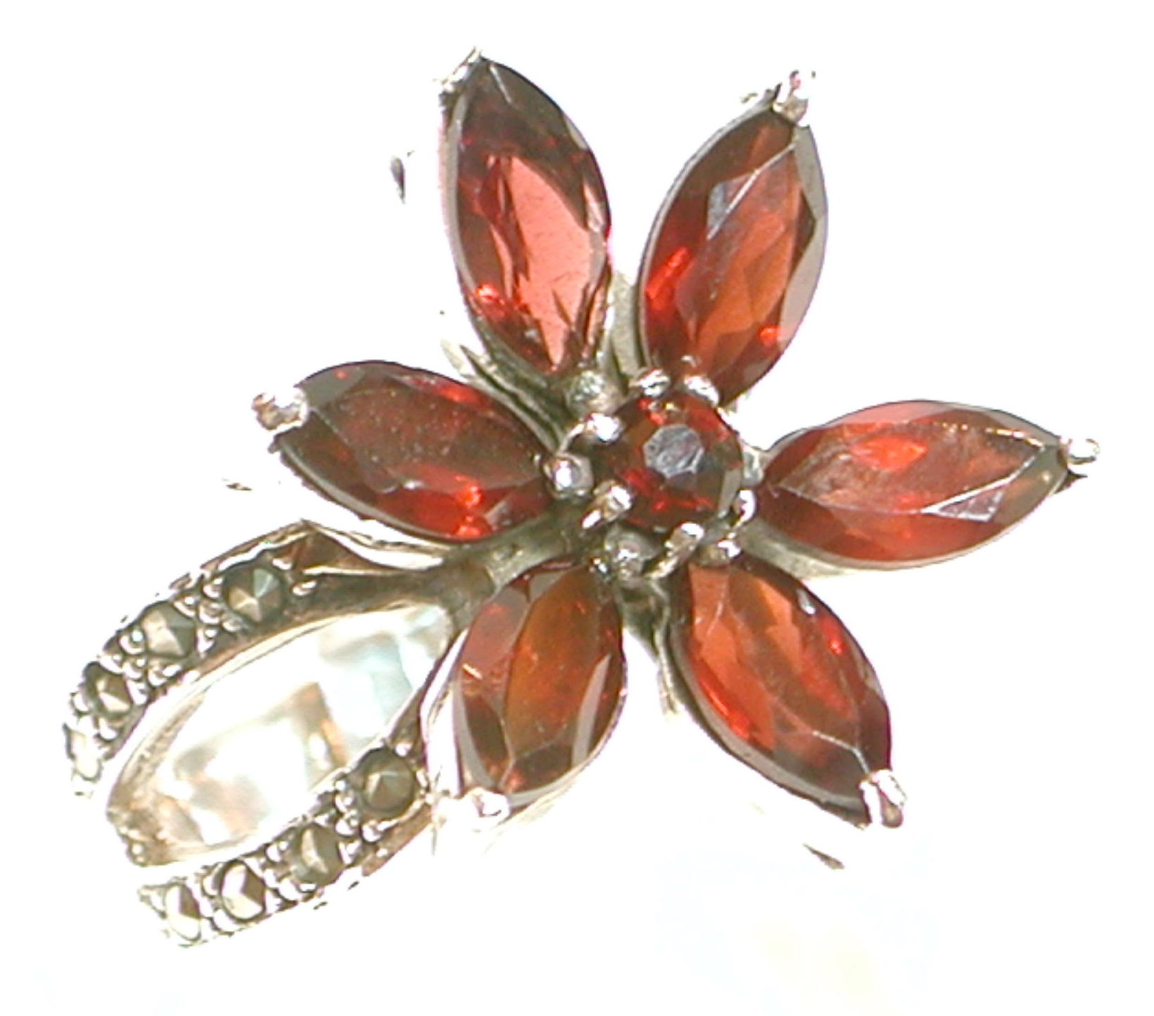 Sortija Flor de Plata de 1ª Ley con Granates XS-024/09: Catálogo de Antigua Joyeros Sortija Flor de Plata de 1ª Ley con Granates XS-024/09: Catálogo de Antigua Joyeros