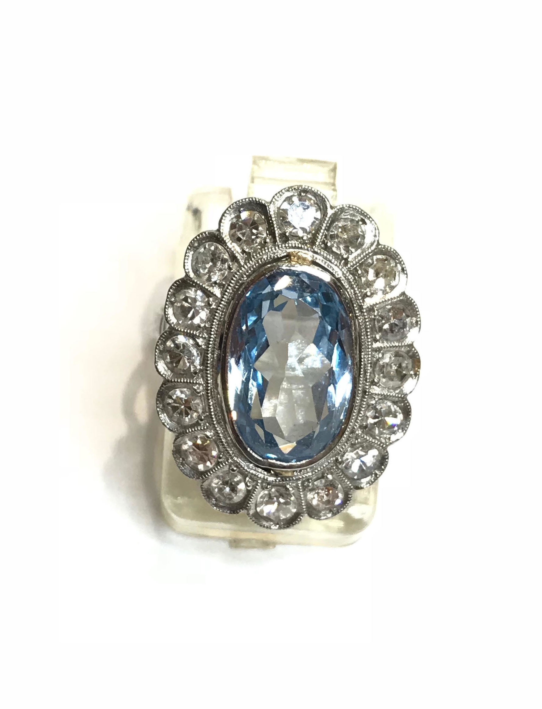 Sortija Sra. topacio azul y brillantes montada en platino .Ref A-10057: Catálogo de Antigua Joyeros Sortija Sra. topacio azul y brillantes montada en platino .Ref A-10057: Catálogo de Antigua Joyeros