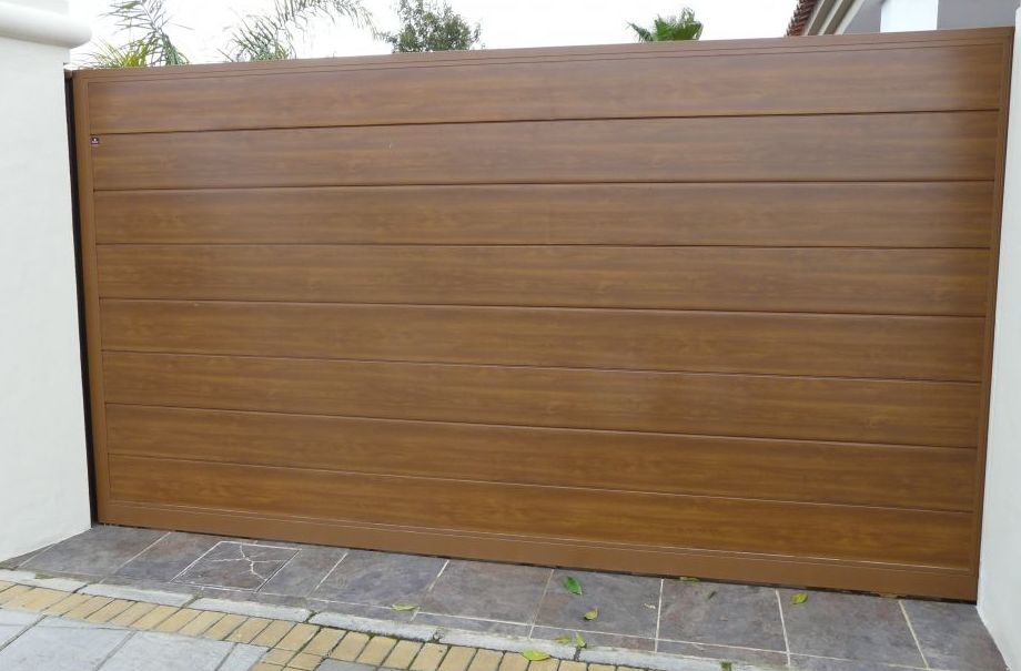 Puerta corredera imitación madera Puerta corredera imitación madera