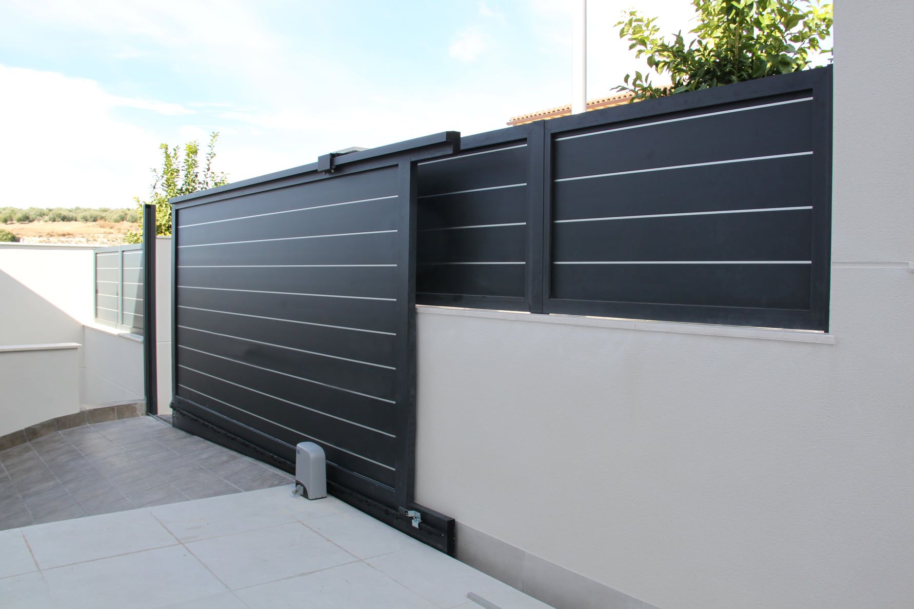 Puerta corredera de aluminio Puerta corredera de aluminio