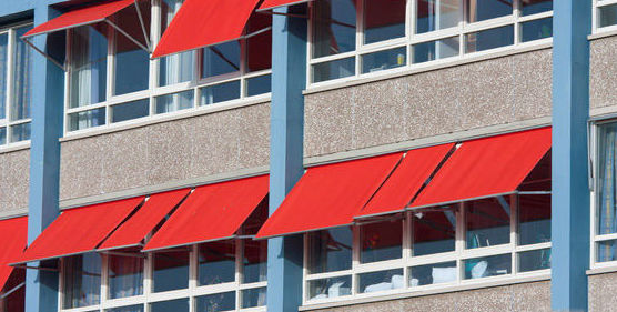 Toldos verticales : Instalación y fabricación de Toldos Embajadores Toldos verticales : Instalación y fabricación de Toldos Embajadores