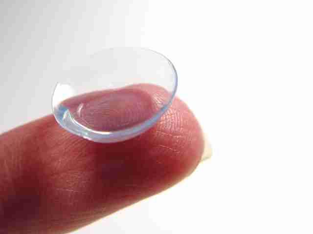 Lentes de contacto: Servicios de Óptica Tomé Cano Lentes de contacto: Servicios de Óptica Tomé Cano