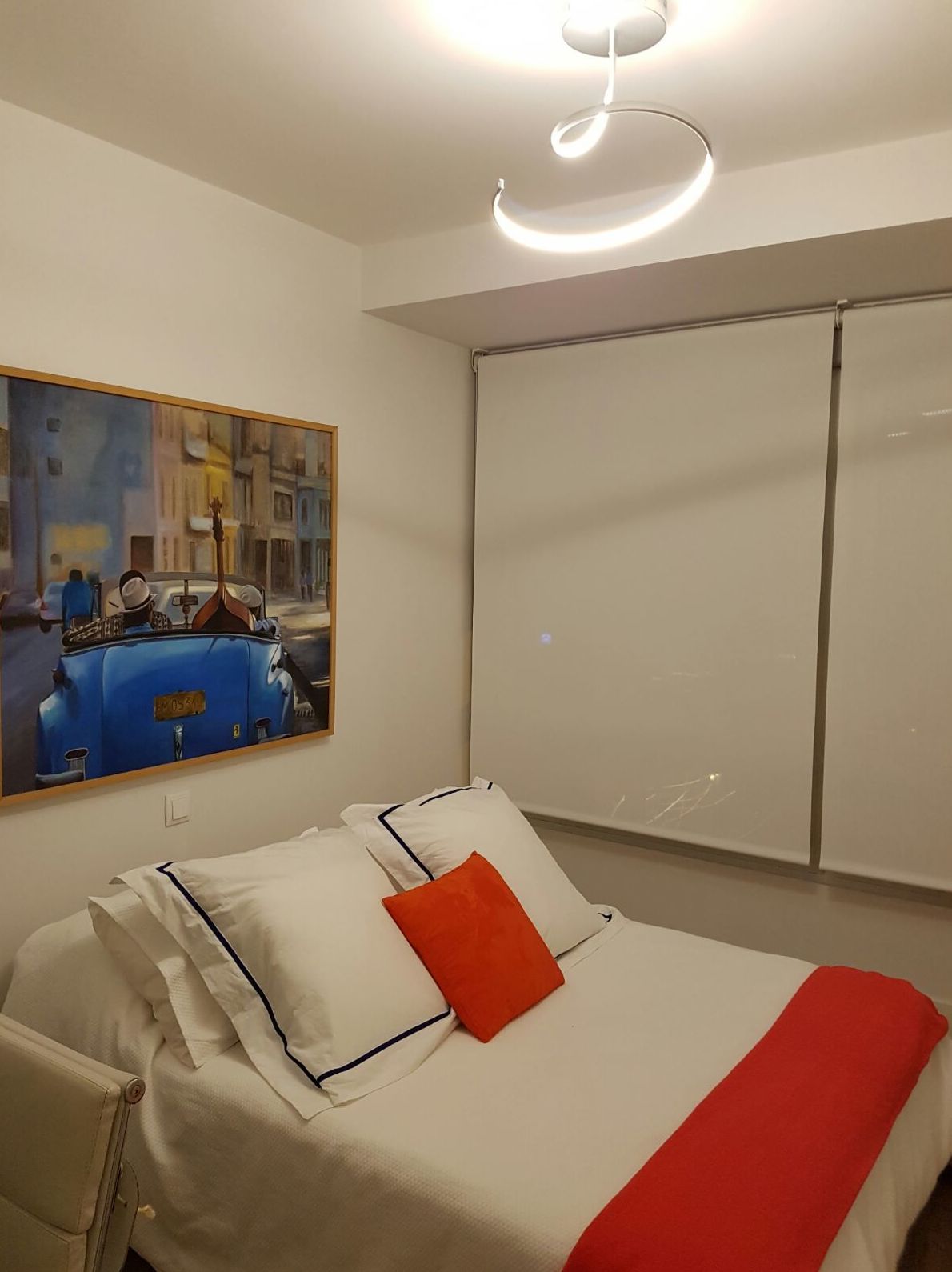 Lámpara Shine 5 en dormitorio Lámpara Shine 5 en dormitorio
