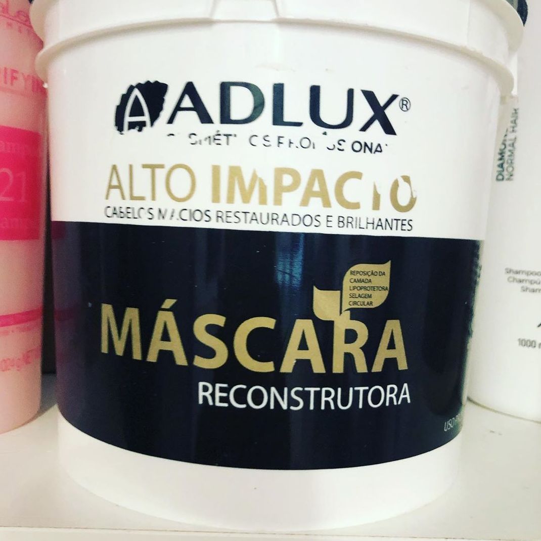 Mascarilla reconstructora : Peluquería y estética de Shalom Peluquería y Estética Mascarilla reconstructora : Peluquería y estética de Shalom Peluquería y Estética