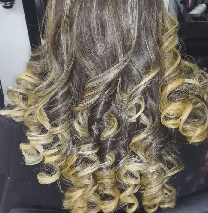 Color: Peluquería y estética de Shalom Peluquería y Estética Color: Peluquería y estética de Shalom Peluquería y Estética