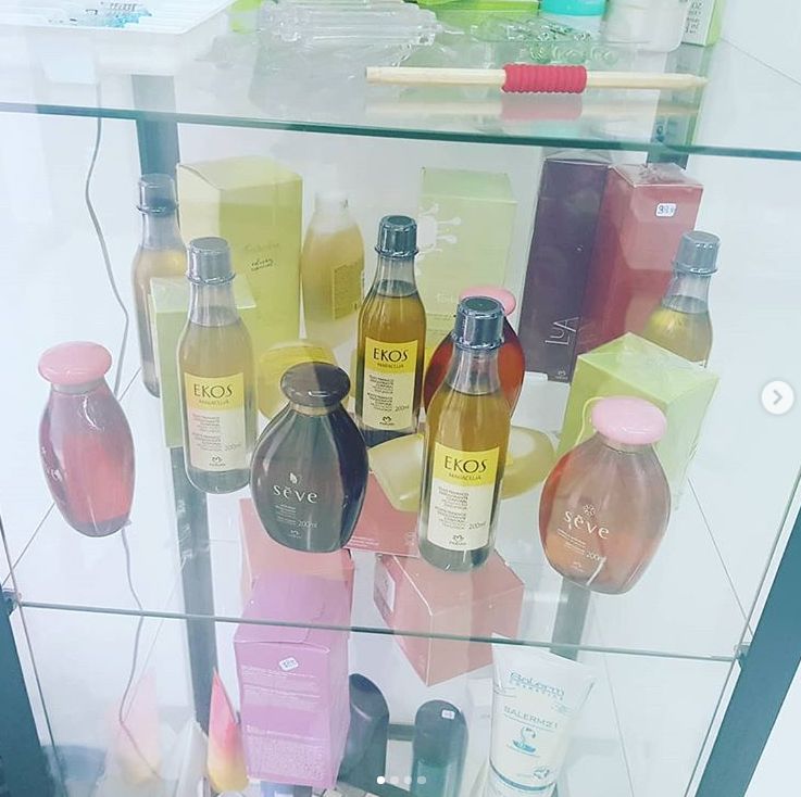 Venta de productos: Peluquería y estética de Shalom Peluquería y Estética Venta de productos: Peluquería y estética de Shalom Peluquería y Estética