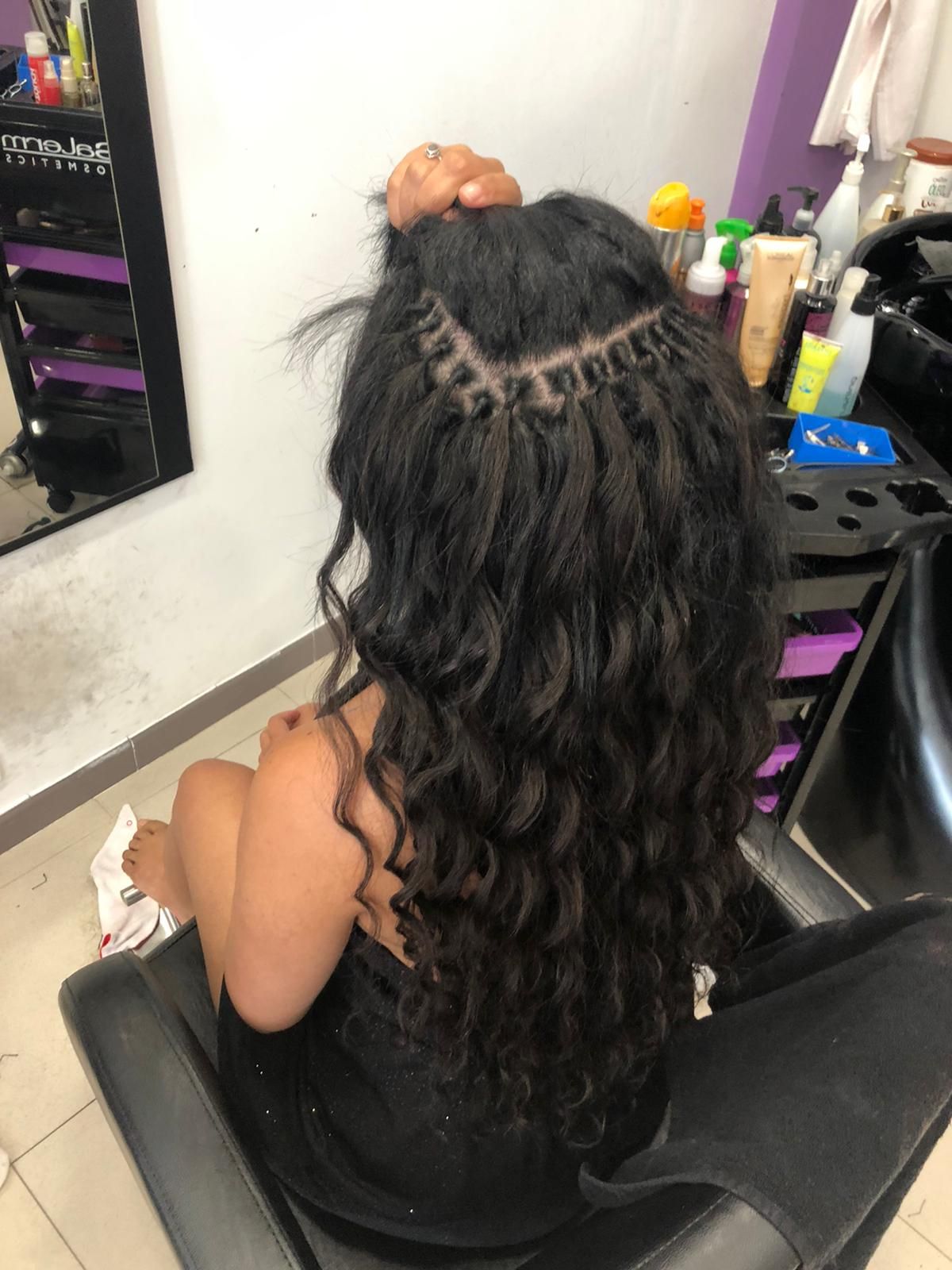 Extensiones de pelo natural: Peluquería y estética de Shalom Peluquería y Estética Extensiones de pelo natural: Peluquería y estética de Shalom Peluquería y Estética