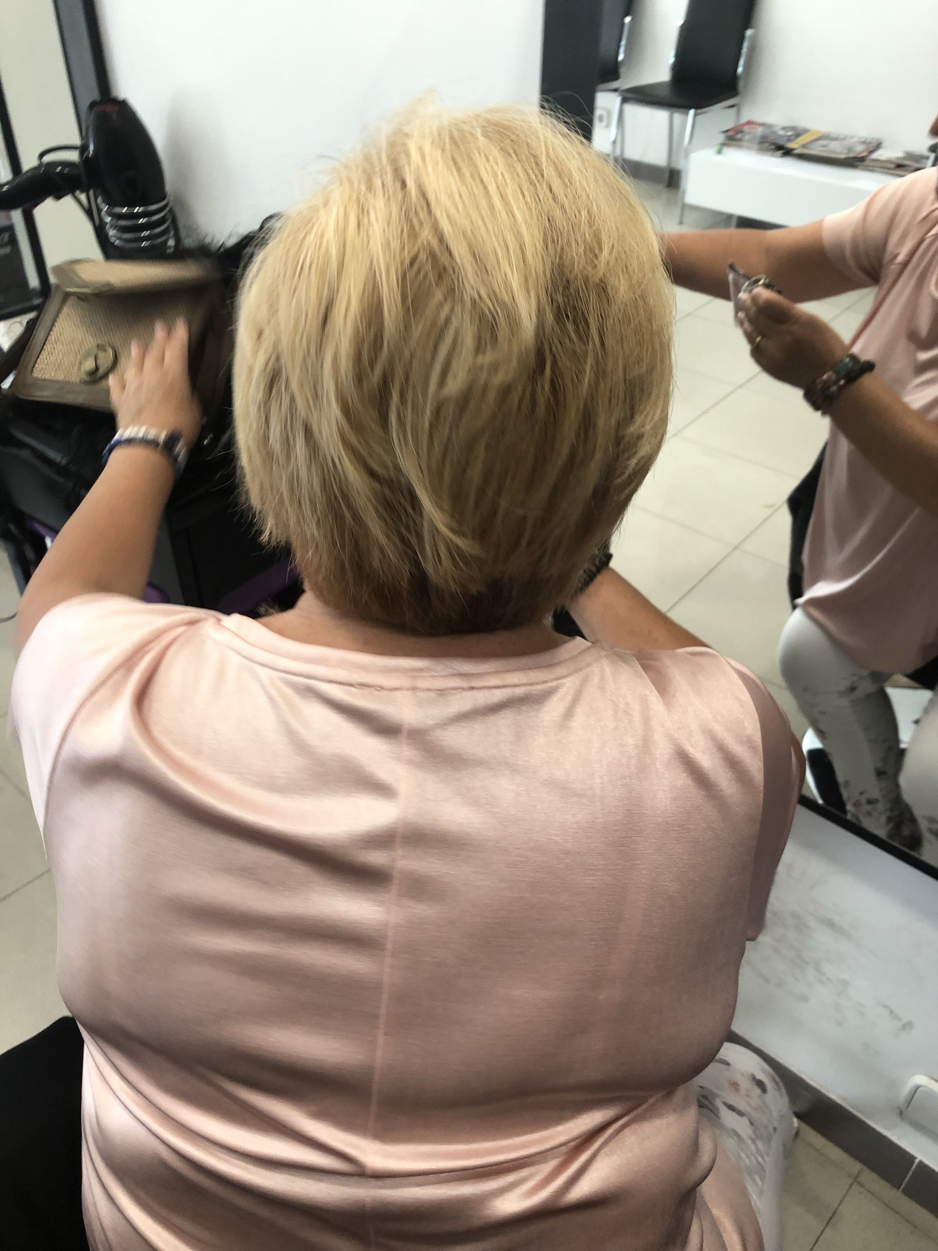 Cortes y peinados: Peluquería y estética de Shalom Peluquería y Estética Cortes y peinados: Peluquería y estética de Shalom Peluquería y Estética