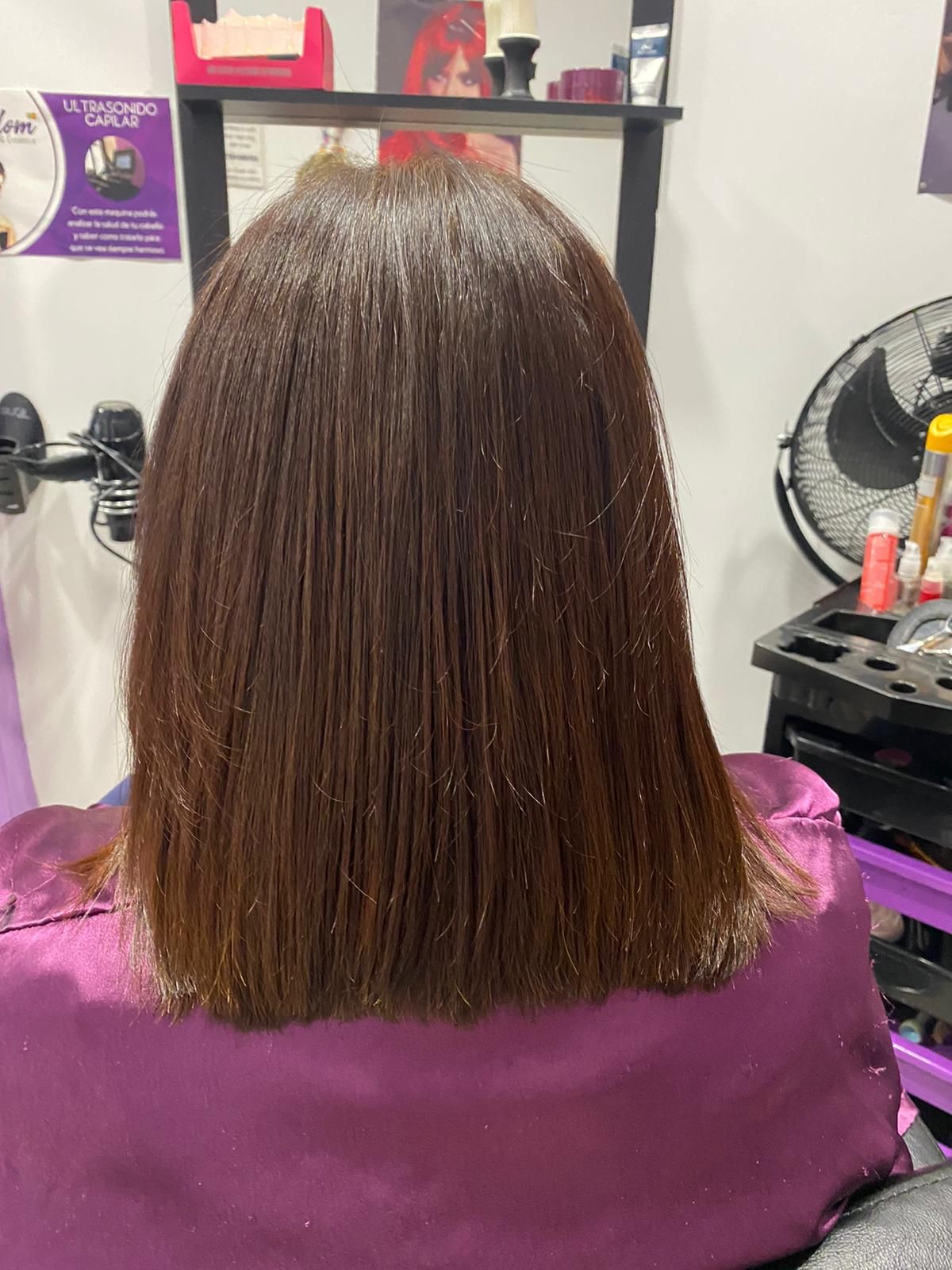 Alisado brasileño: Peluquería y estética de Shalom Peluquería y Estética Alisado brasileño: Peluquería y estética de Shalom Peluquería y Estética