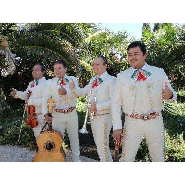 Eventos: Fiestas de Mariachi Mezcal Eventos: Fiestas de Mariachi Mezcal