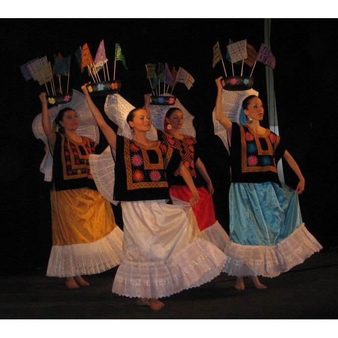 Espectáculos: Fiestas de Mariachi Mezcal Espectáculos: Fiestas de Mariachi Mezcal