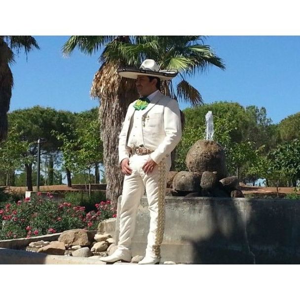 Nuestros músicos mariachis: Fiestas de Mariachi Mezcal Nuestros músicos mariachis: Fiestas de Mariachi Mezcal