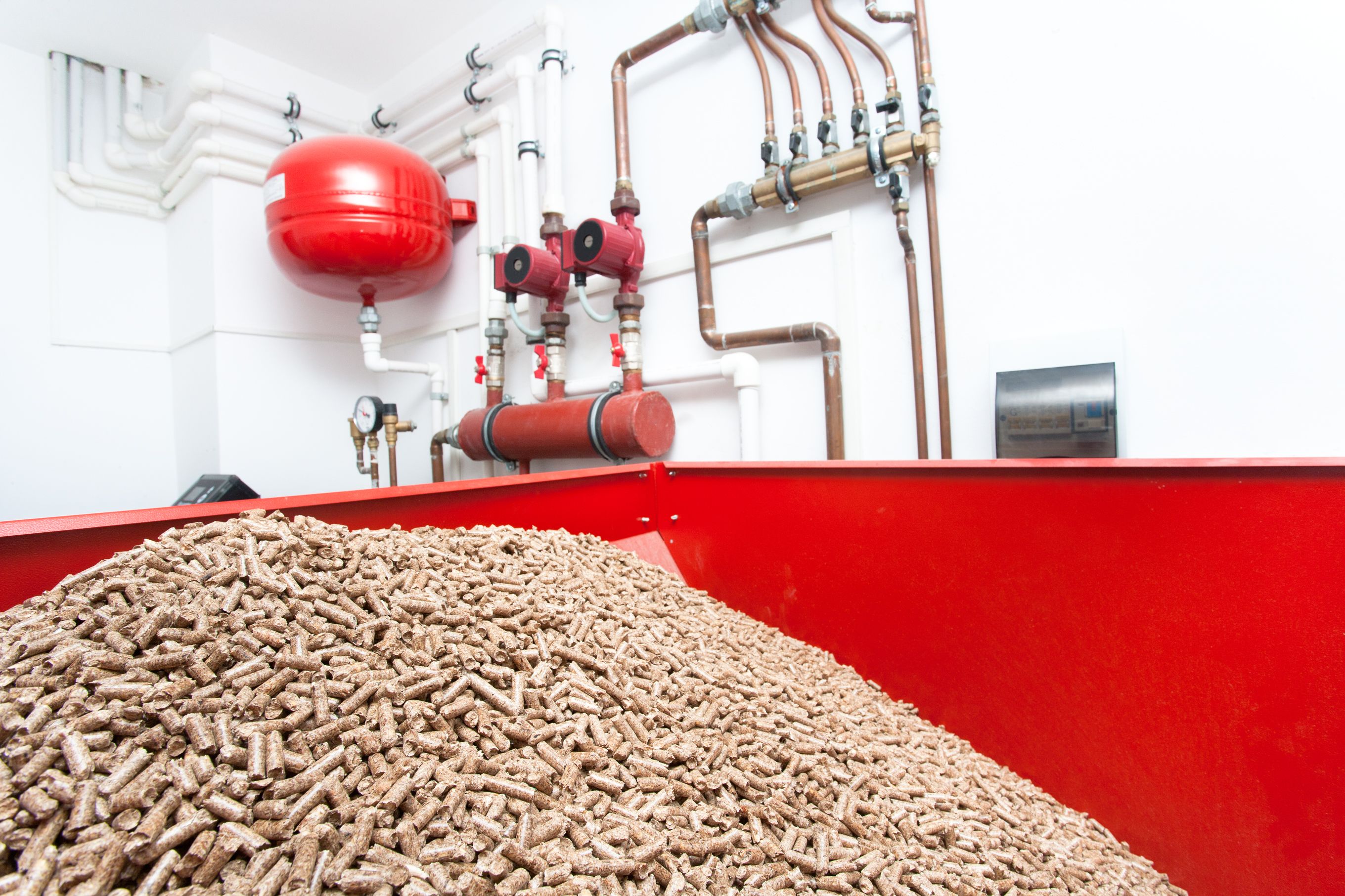 Instalación y reparación de calderas biomasa: Servicios de Eléctrica M. Perello