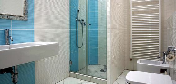 Arreglo de cisternas de baño Arreglo de cisternas de baño