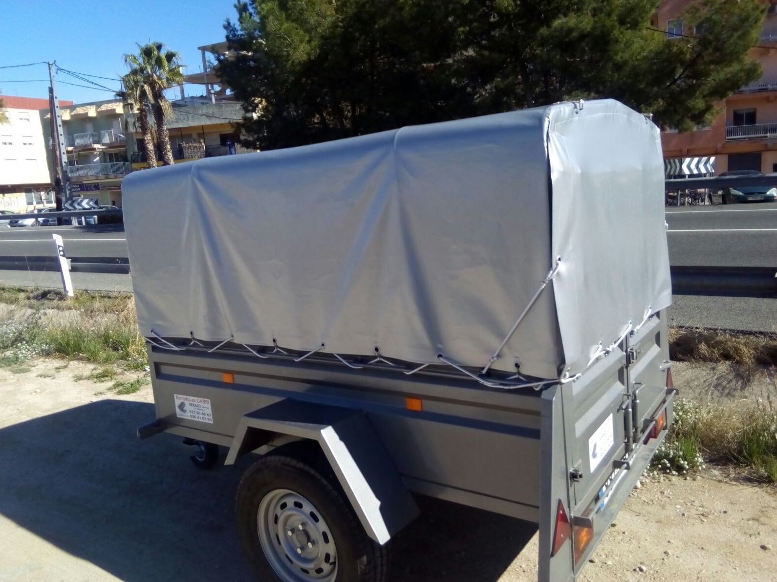 Remolque Abierto Con toldo 010: Remolques de Remolques Garri Remolque Abierto Con toldo 010: Remolques de Remolques Garri