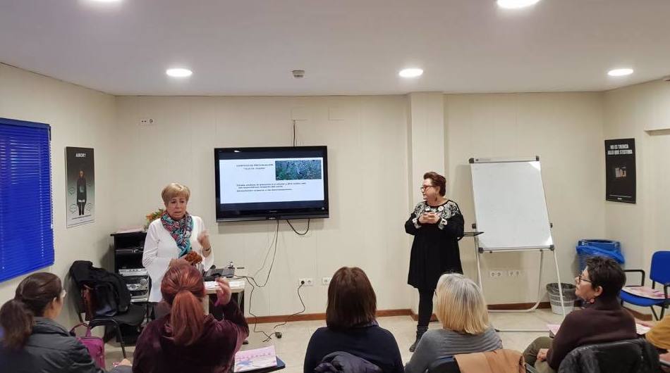 Taller de Inteligencia Emocional y Salud: Especialidades de Psicóloga Rosario Ortuño Taller de Inteligencia Emocional y Salud: Especialidades de Psicóloga Rosario Ortuño