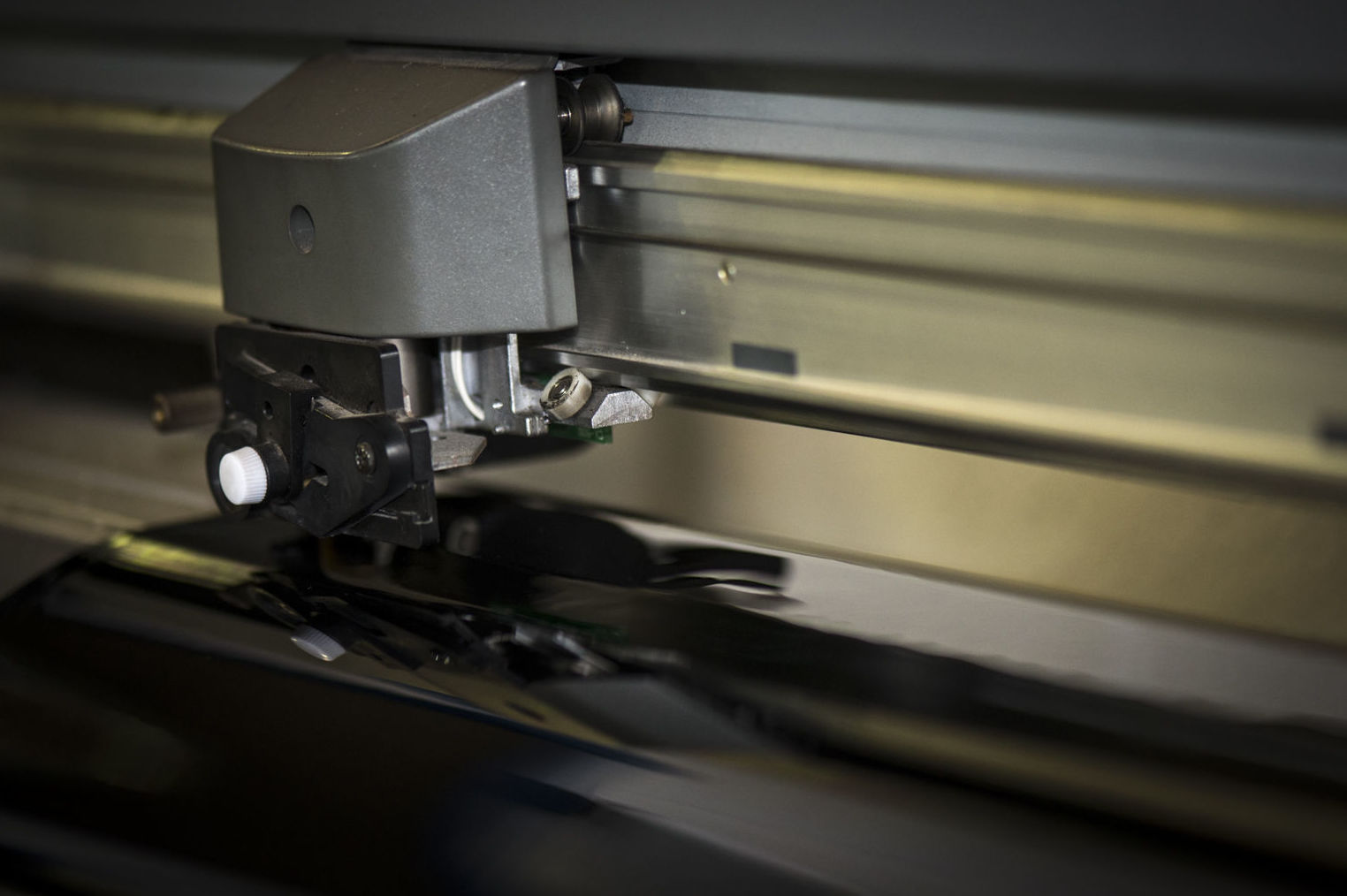Plotter de corte a medida de láminas Plotter de corte a medida de láminas