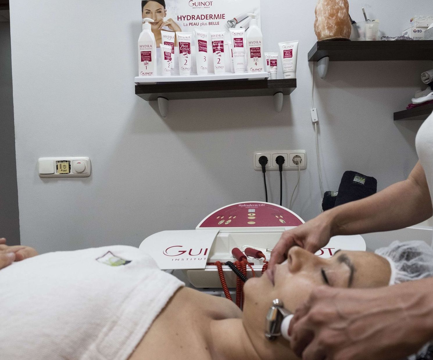 Electroestimulación facial: Servicios de Centro de Estética Carmen Martínez Electroestimulación facial: Servicios de Centro de Estética Carmen Martínez