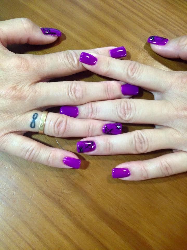 Esmaltado permanente: Servicios de Centro de Estética Carmen Martínez Esmaltado permanente: Servicios de Centro de Estética Carmen Martínez