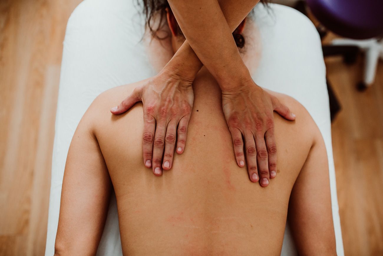 Terapia miofascial: Terapias de MQ Fisioterapia Terapia miofascial: Terapias de MQ Fisioterapia